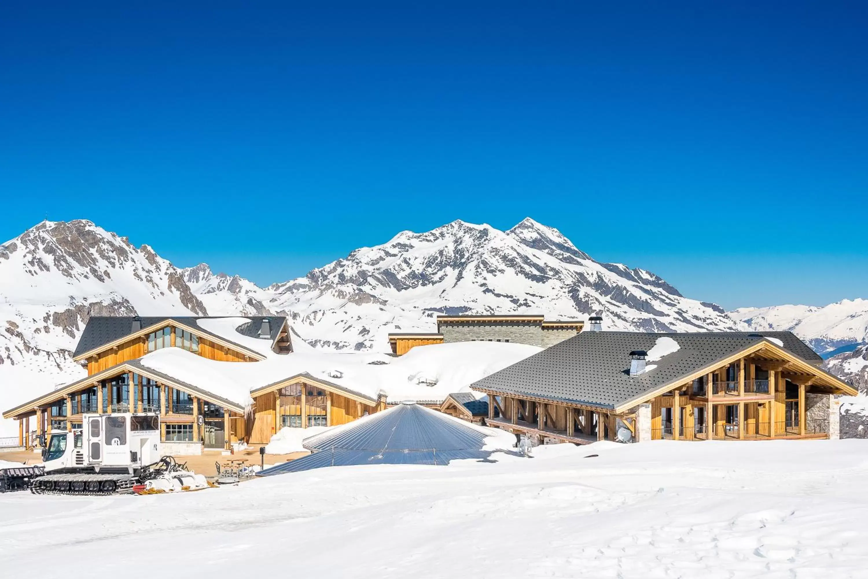 Winter in Le Refuge de Solaise - 2551 m Altitude