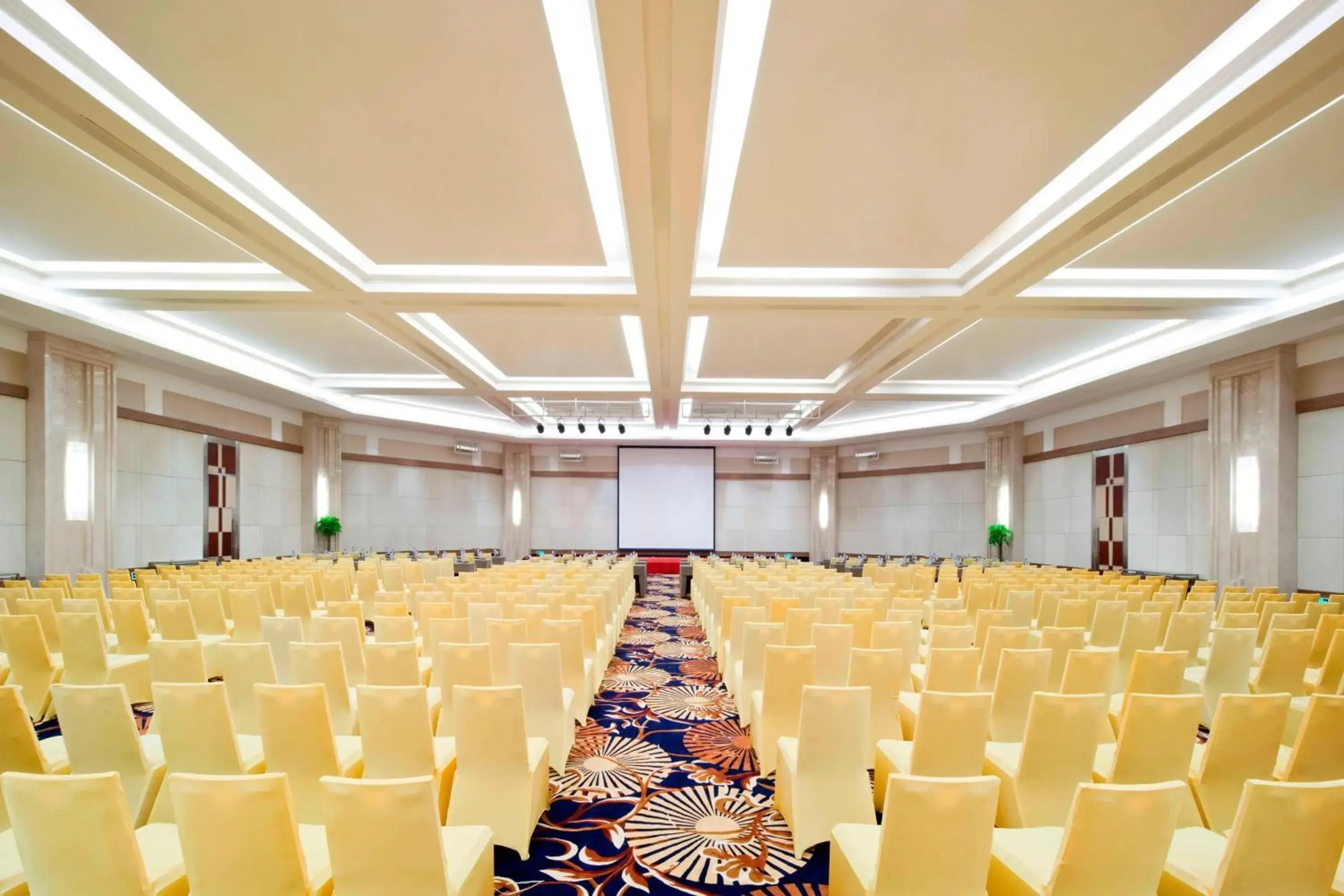 Meeting/conference room in Four Points by Sheraton Qingdao, Chengyang