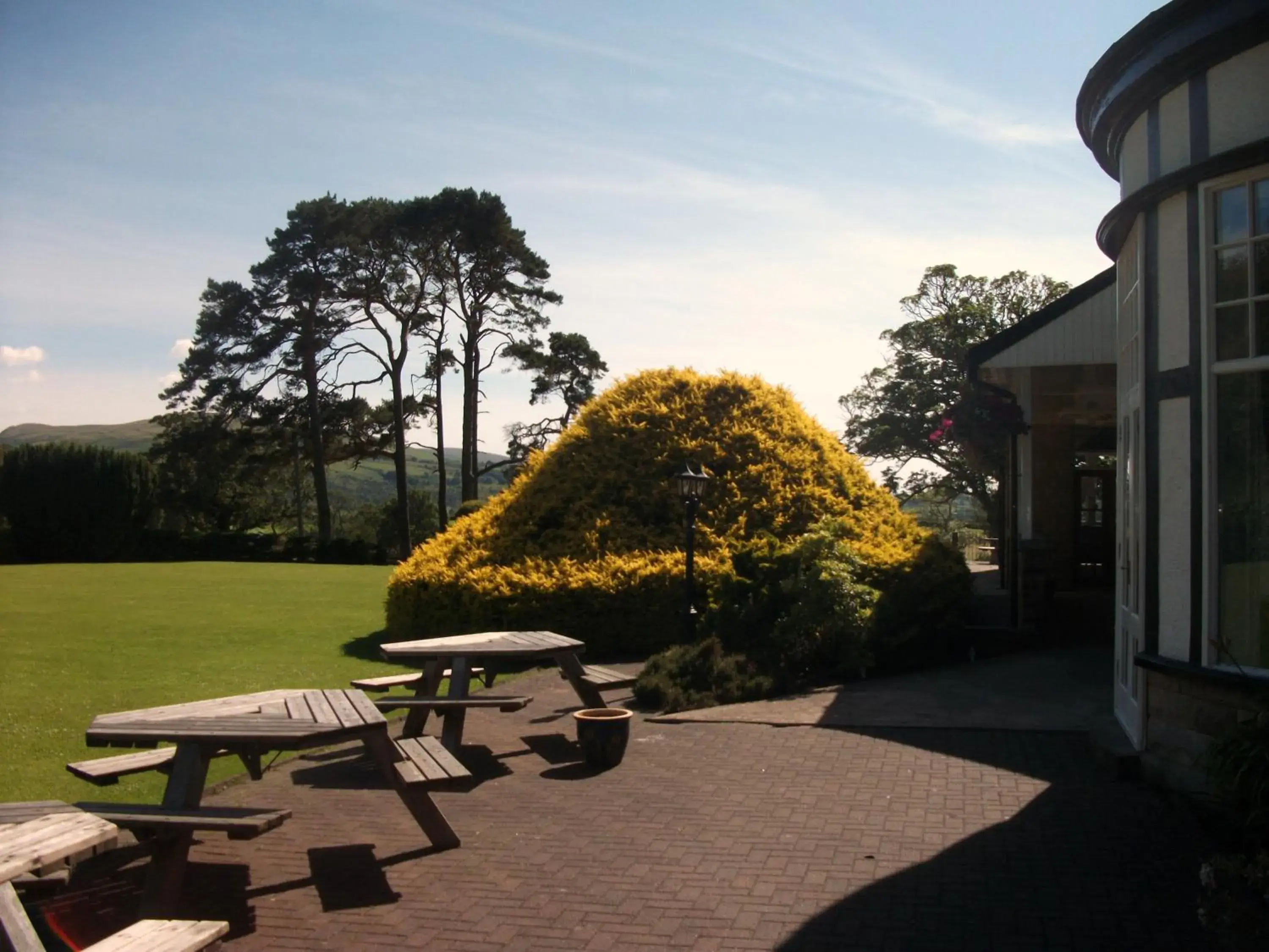 Patio in Hundith Hill Hotel