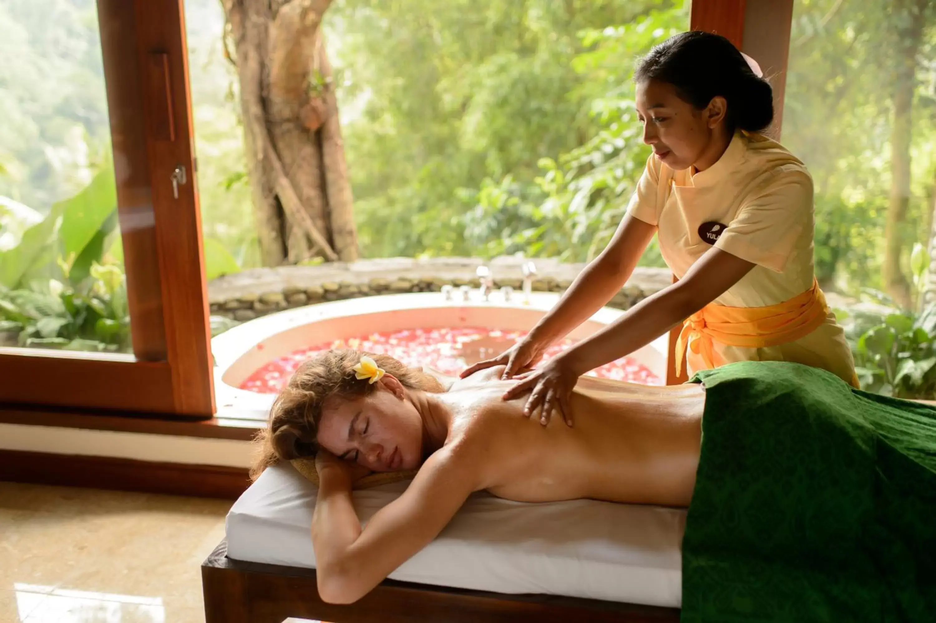 Massage in Jannata Resort and Spa