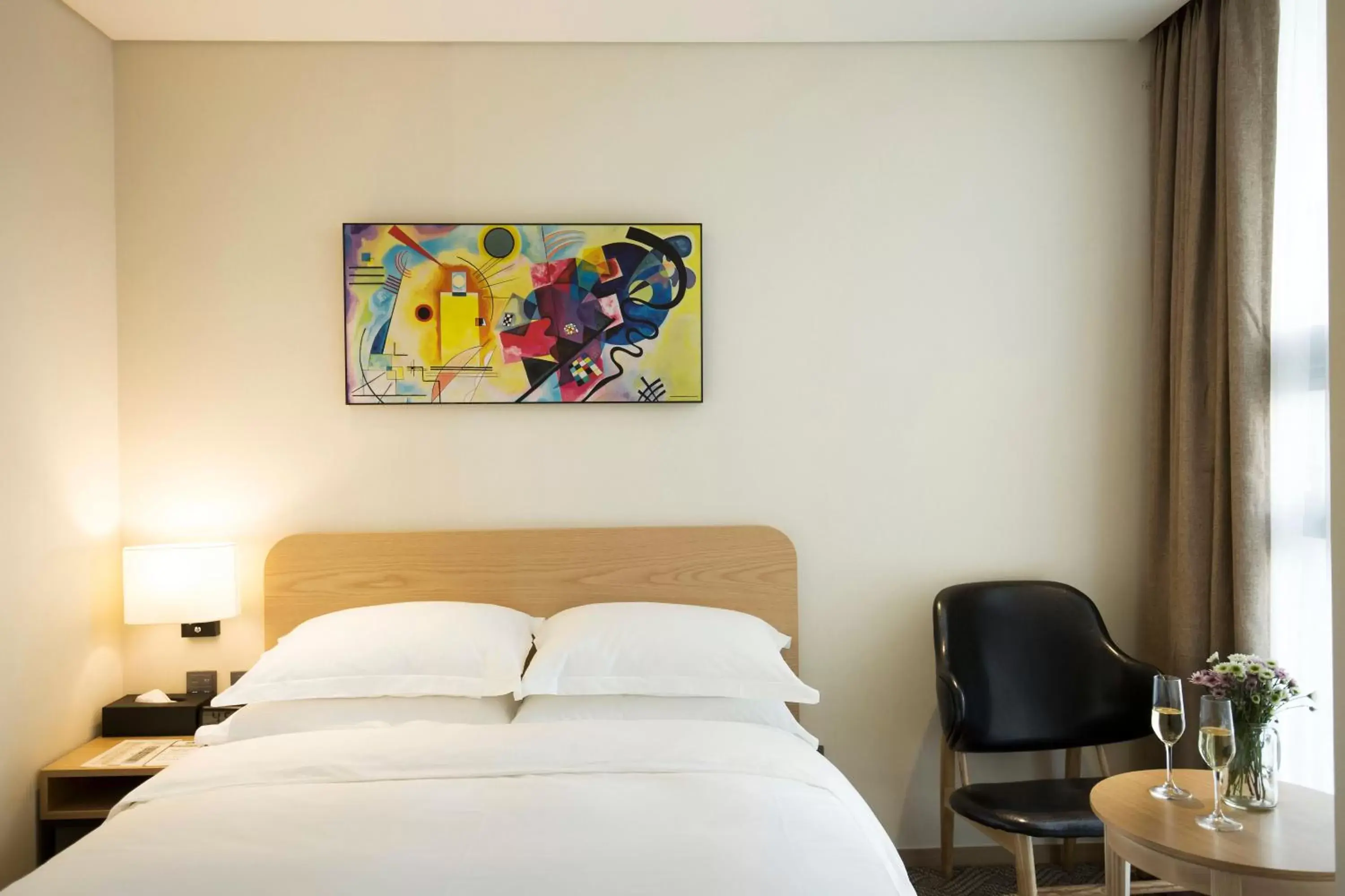 Bed in Best Western Haeundae Hotel Bed in Best Western Haeundae Hotel