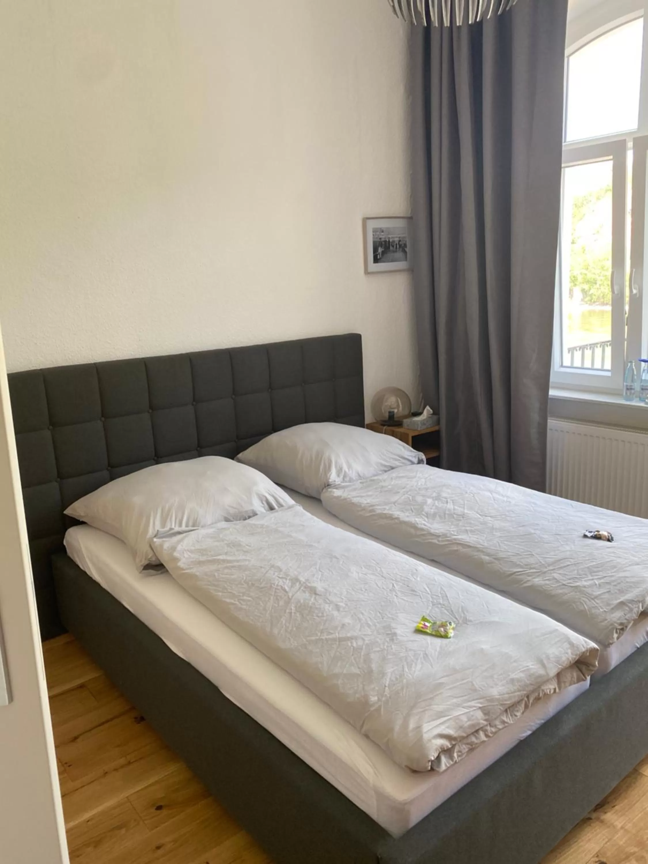 Bed in Pension Zur Fähre