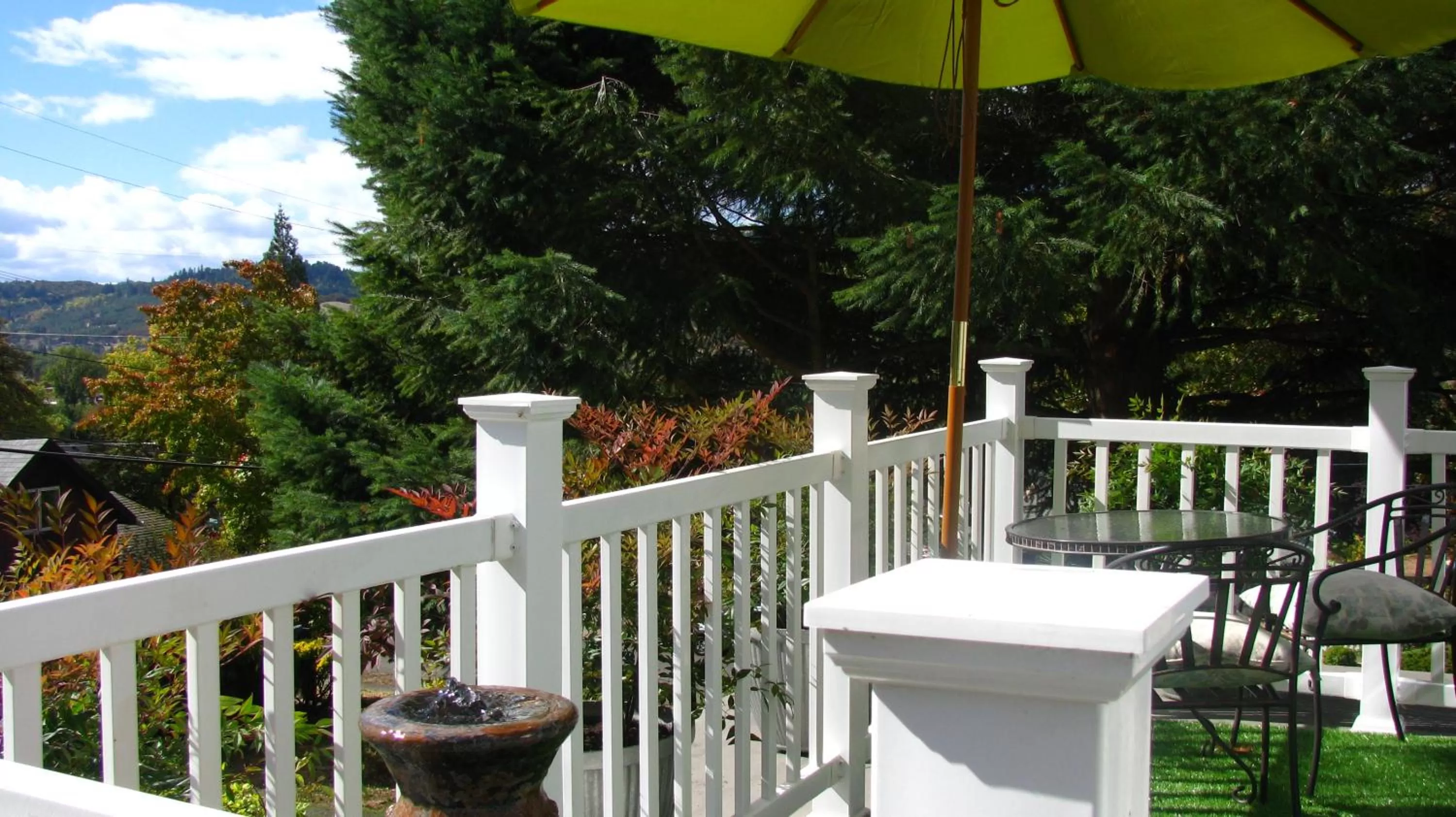 Balcony/Terrace in Terraluna Inn