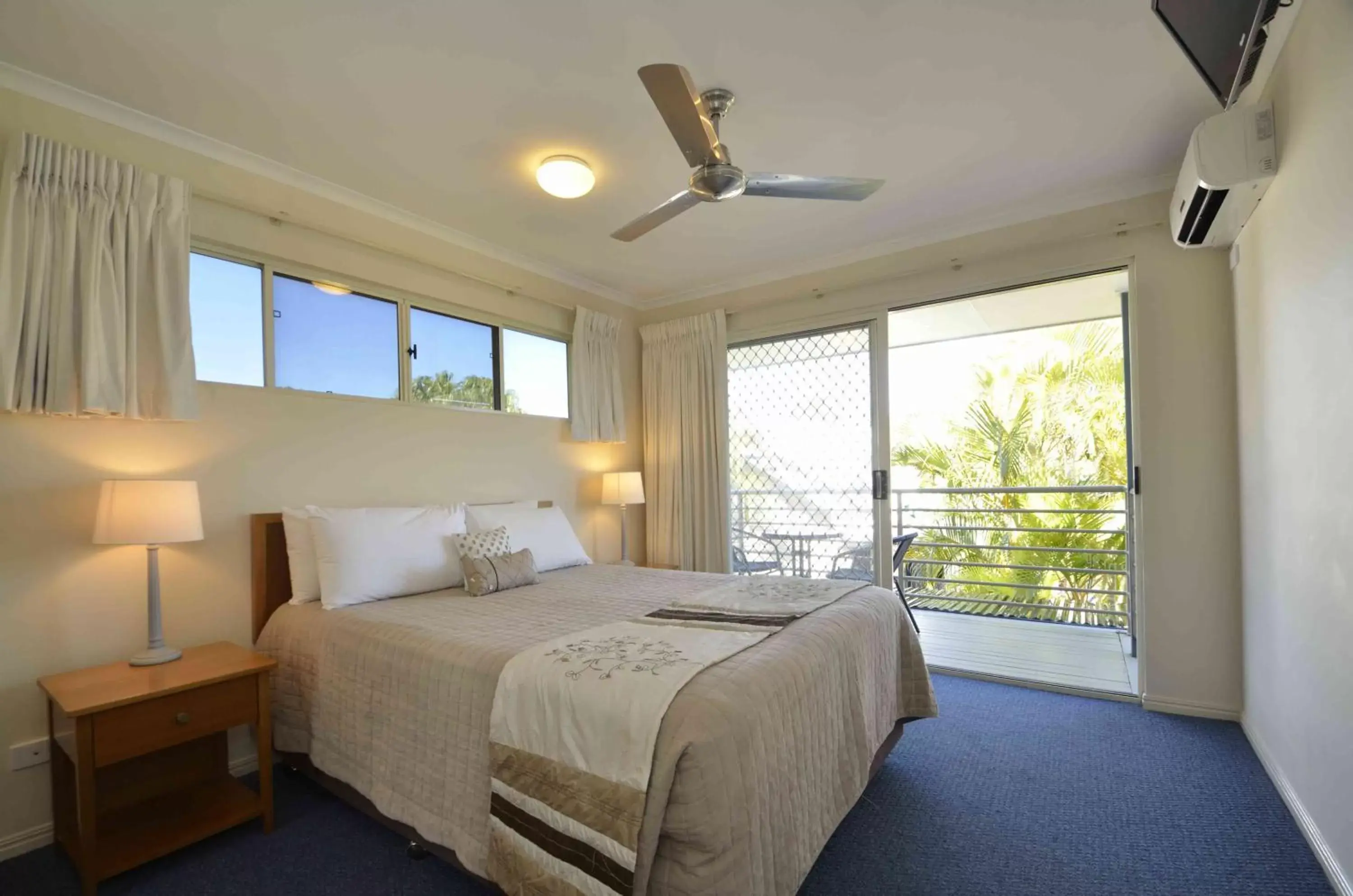 Bed in Ivory Palms Resort Noosa Bed in Ivory Palms Resort Noosa