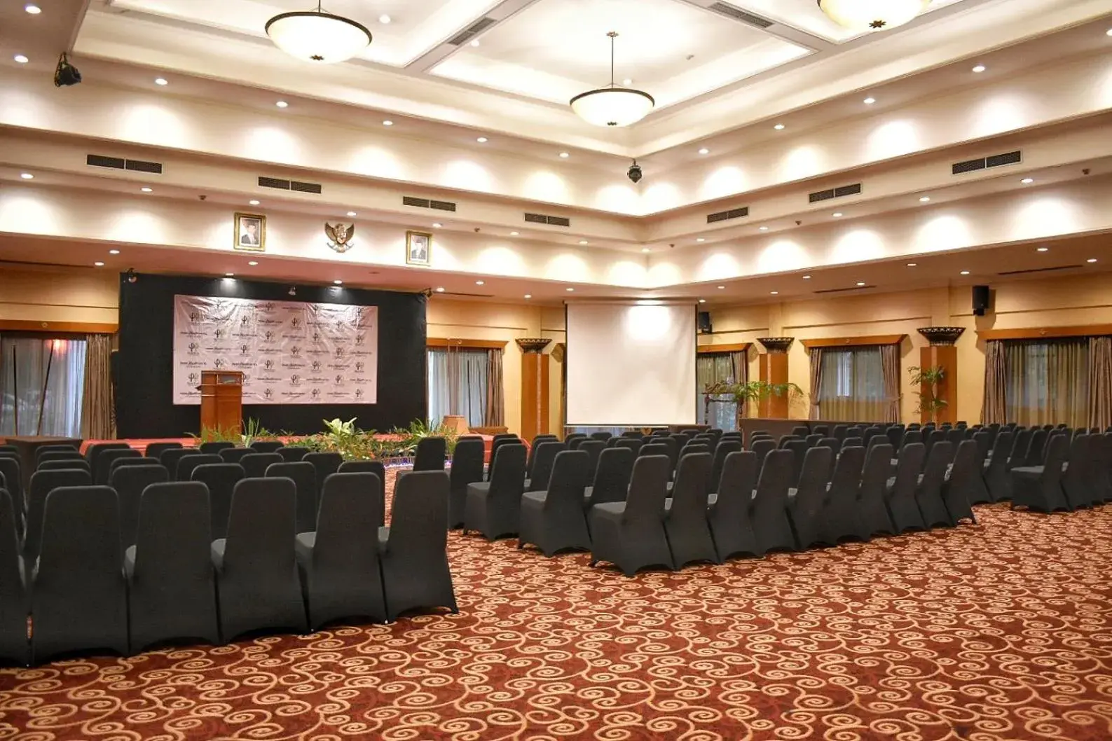 Meeting/conference room in Prime Plaza Hotel Purwakarta