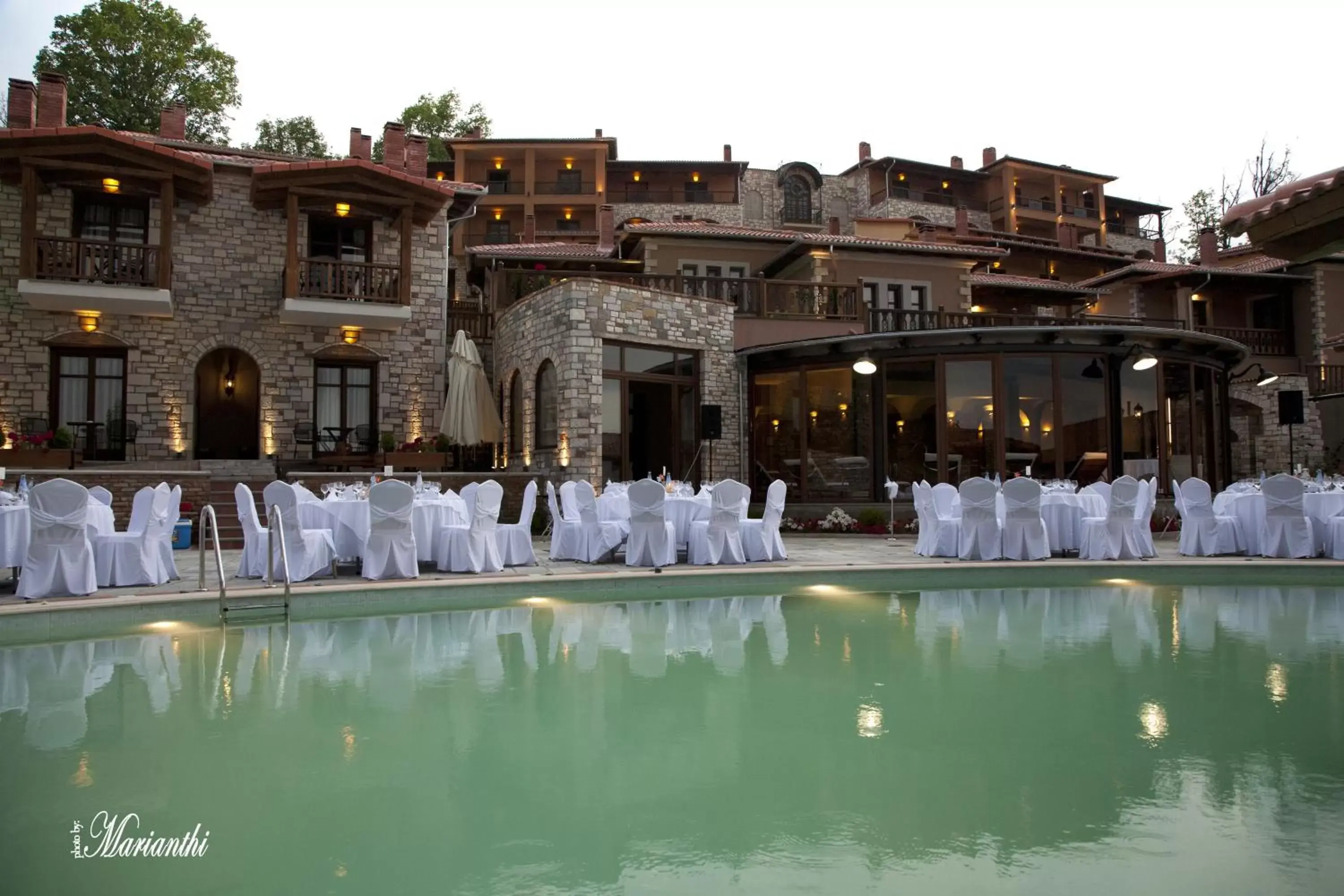 Banquet/Function facilities, Swimming Pool in Kazarma Hotel