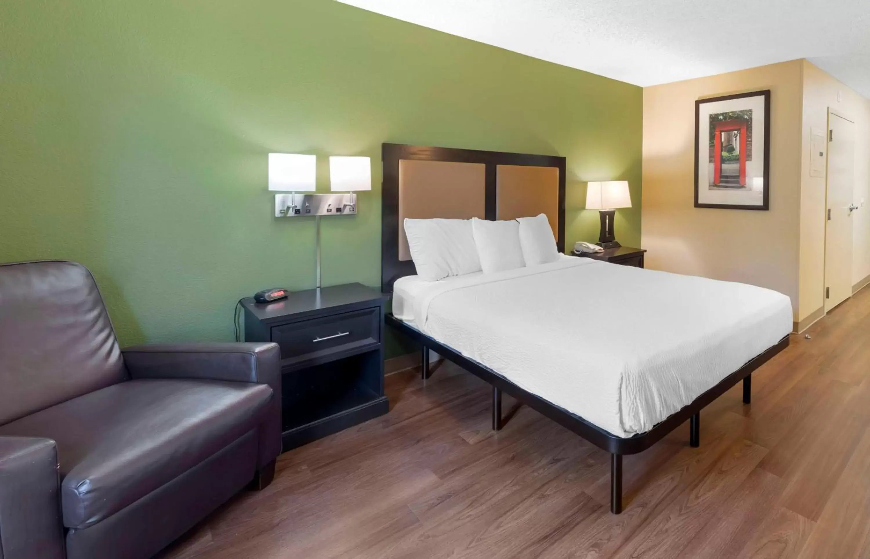 Bedroom, Bed in Extended Stay America Suites - Melbourne - Airport