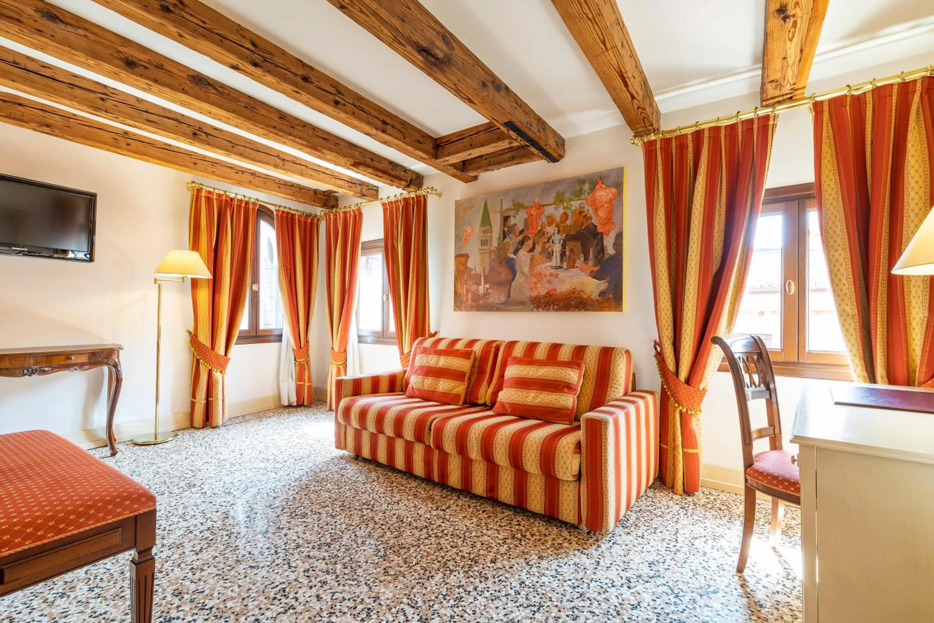 Bedroom, Bed in Hotel Bella Venezia