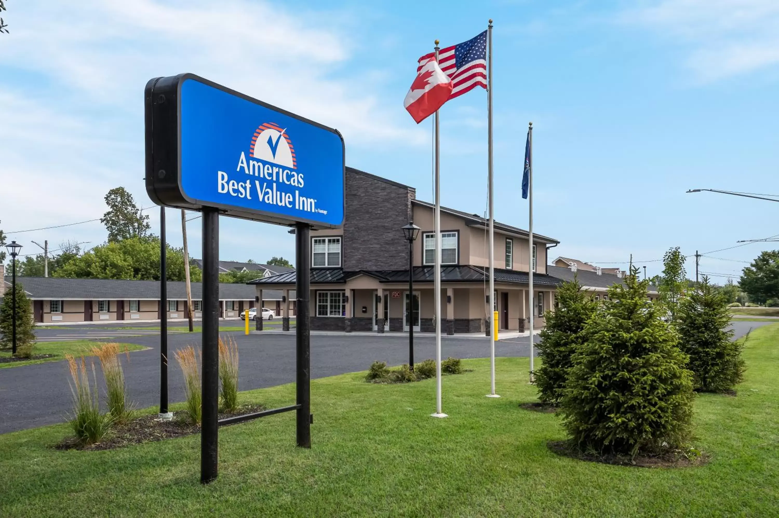 Property building in Americas Best Value Inn Farmington Property building in Americas Best Value Inn Farmington