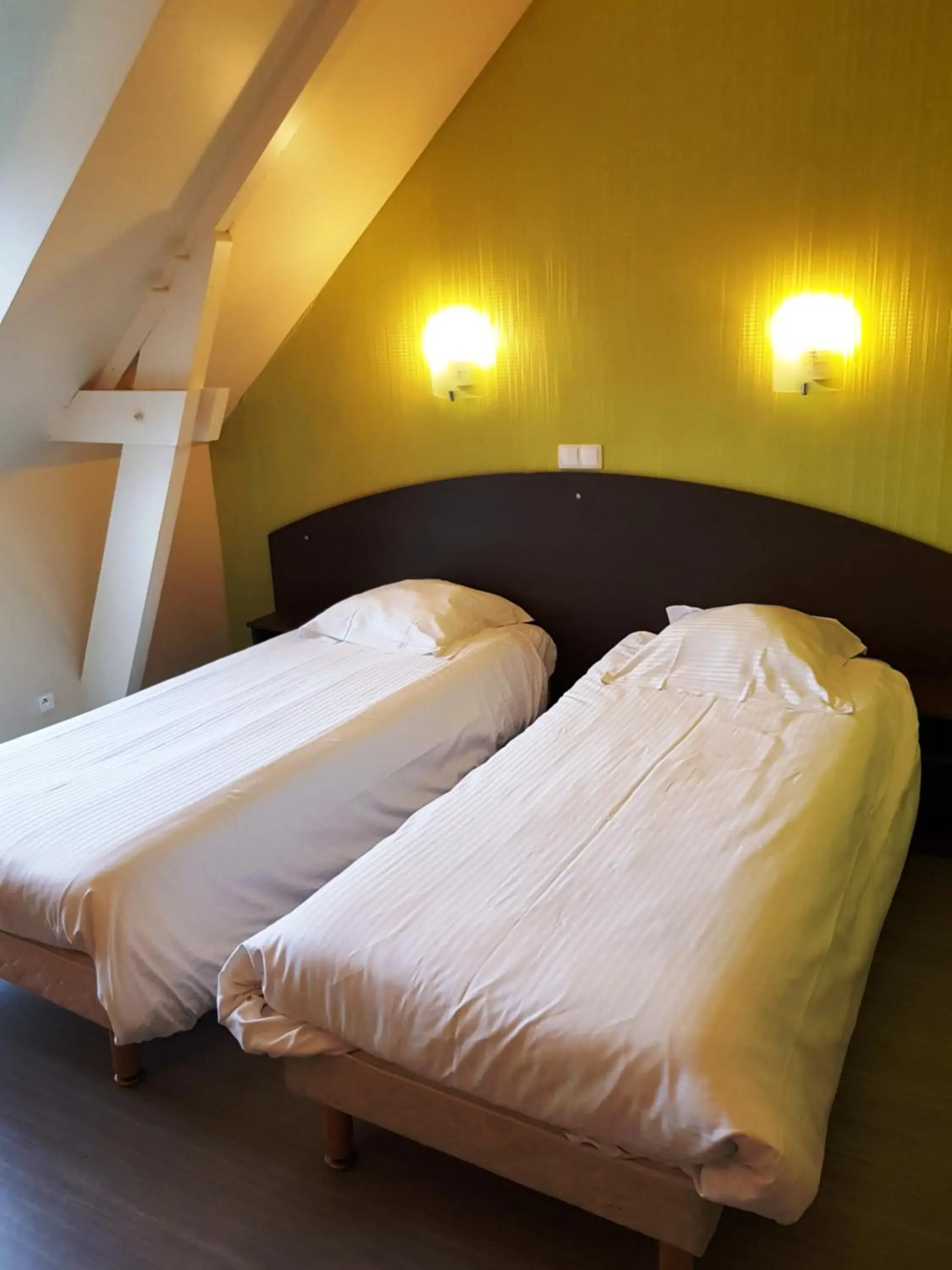 Bedroom, Bed in Auberge de la Baie Bedroom, Bed in Auberge de la Baie