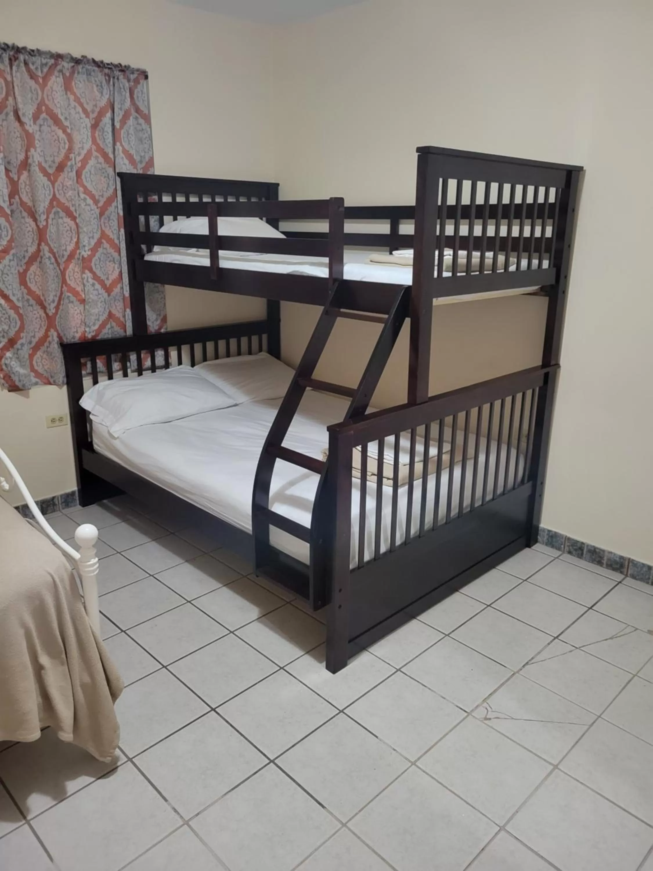 bunk bed, Bed in Aguada of the Seas