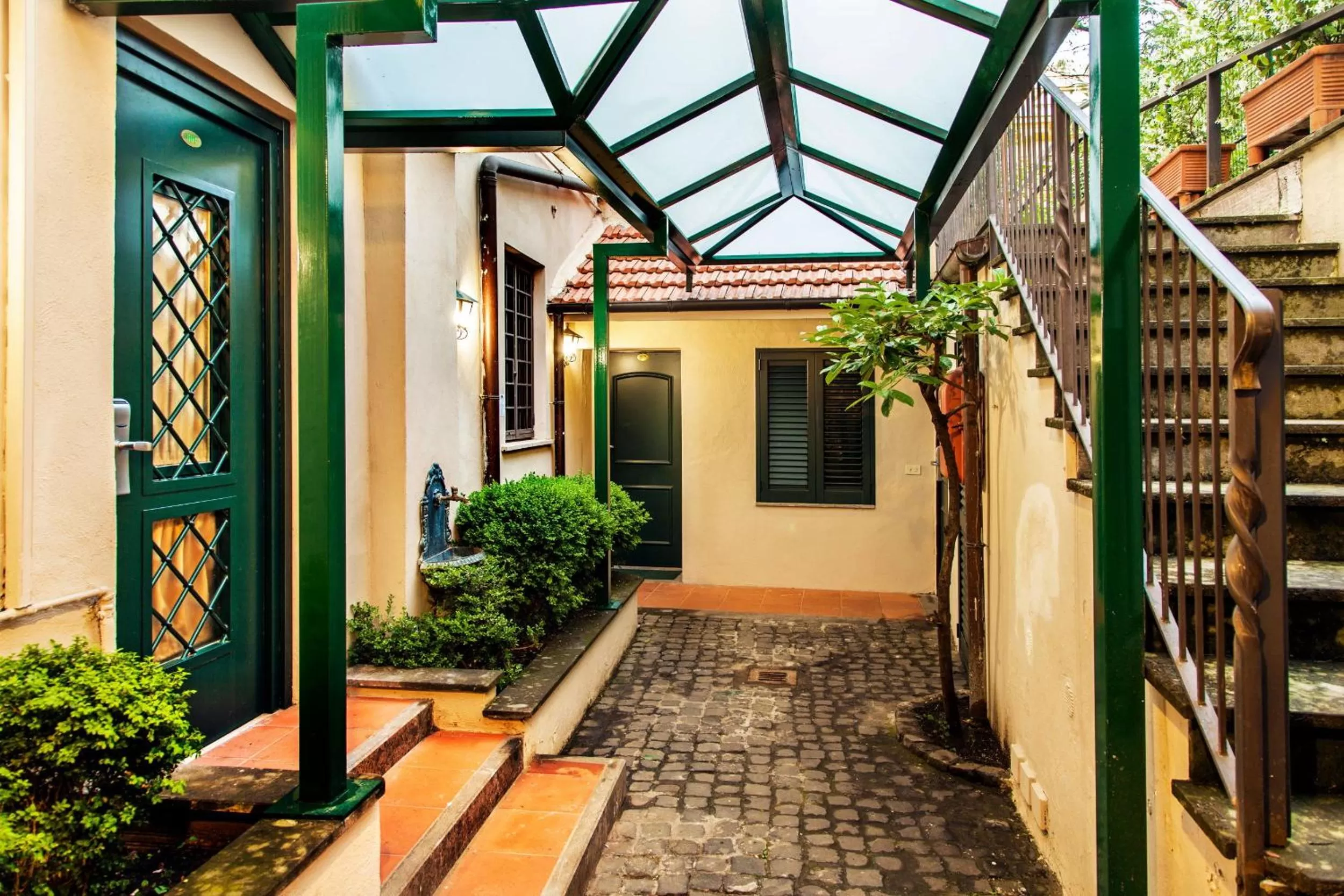 Garden view in Hotel Buenos Aires