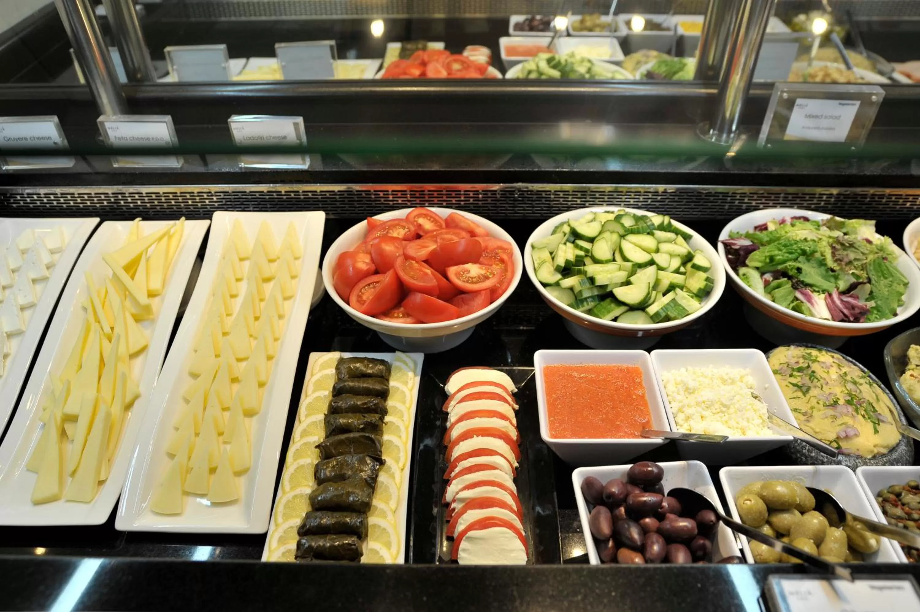 Buffet breakfast in Melia Athens