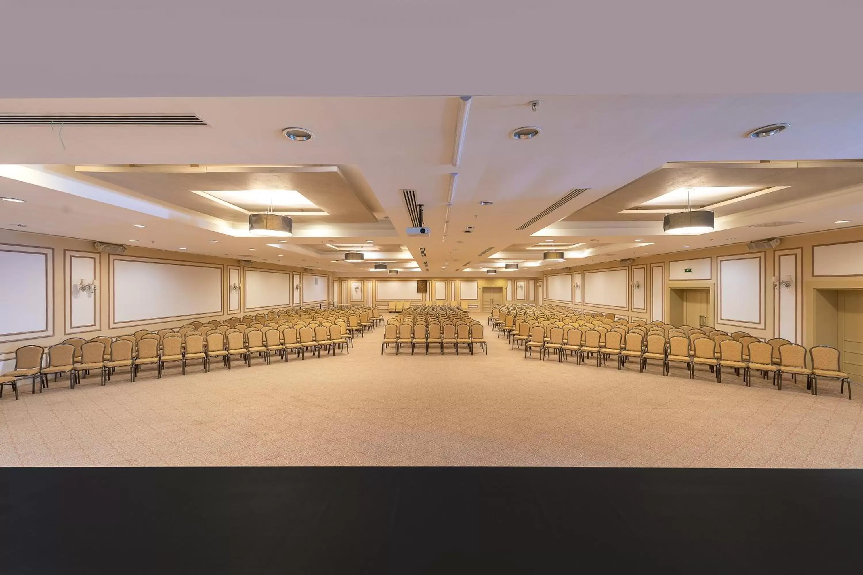 Meeting/conference room, Banquet Facilities in Mukarnas Spa & Resort Hotel
