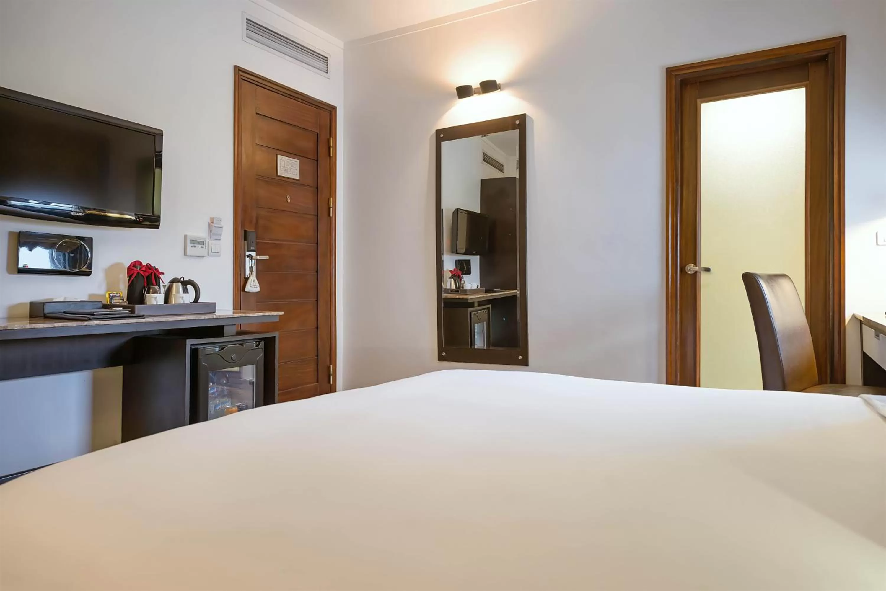 Bed in La Nueva Boutique Hotel Hanoi & Spa