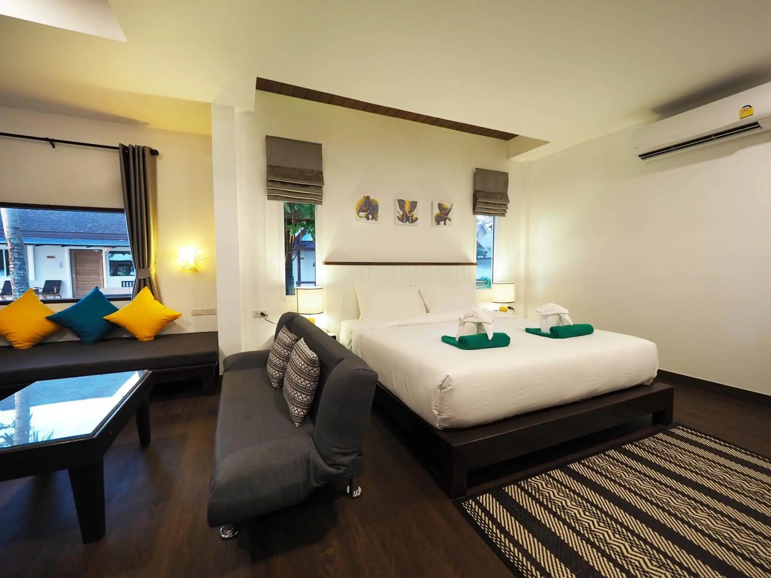 Bed in Southern Lanta Resort - SHA Extra Plus