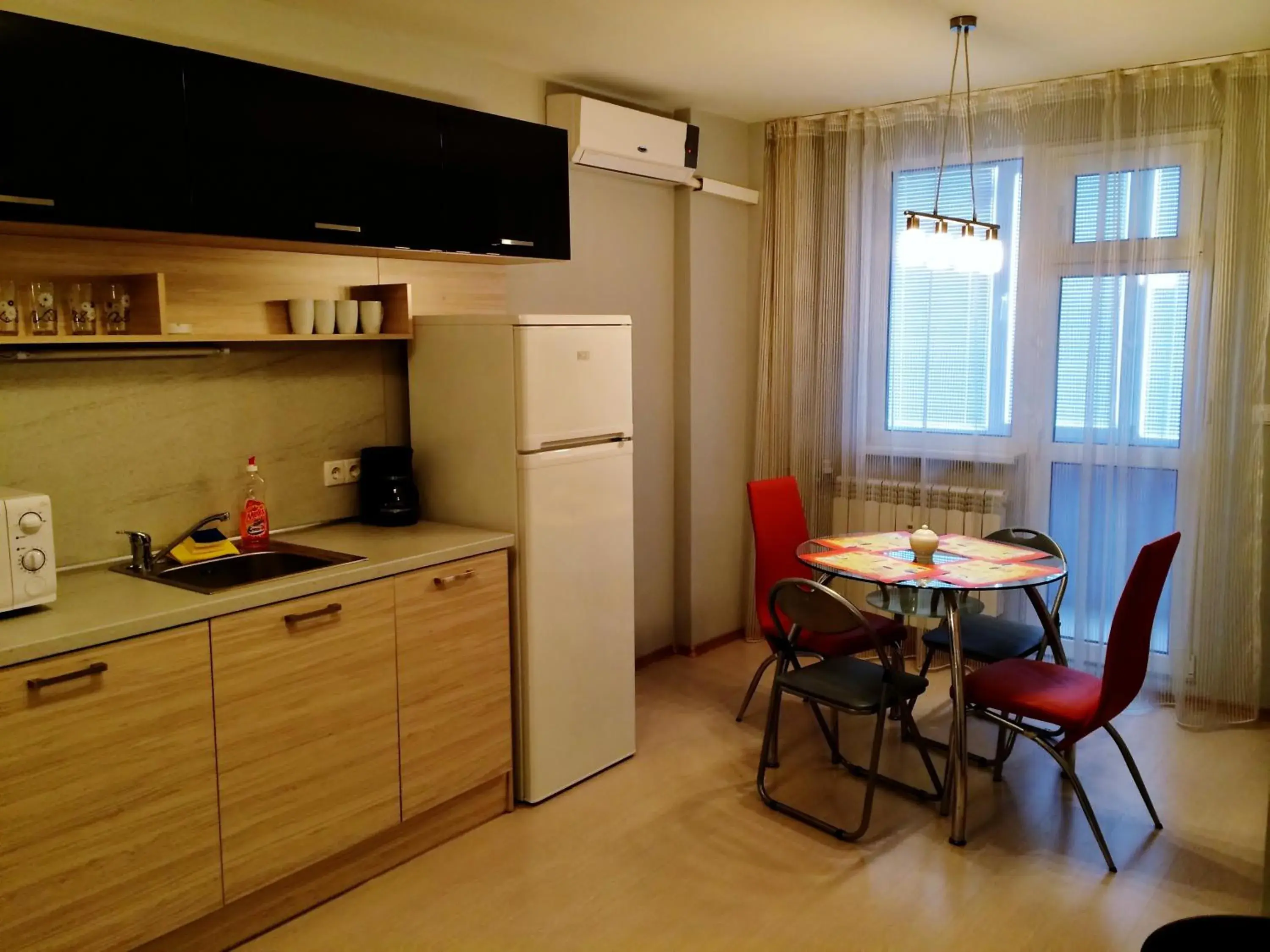 Balcony/Terrace, Kitchen/Kitchenette in Family Hotel Dalis