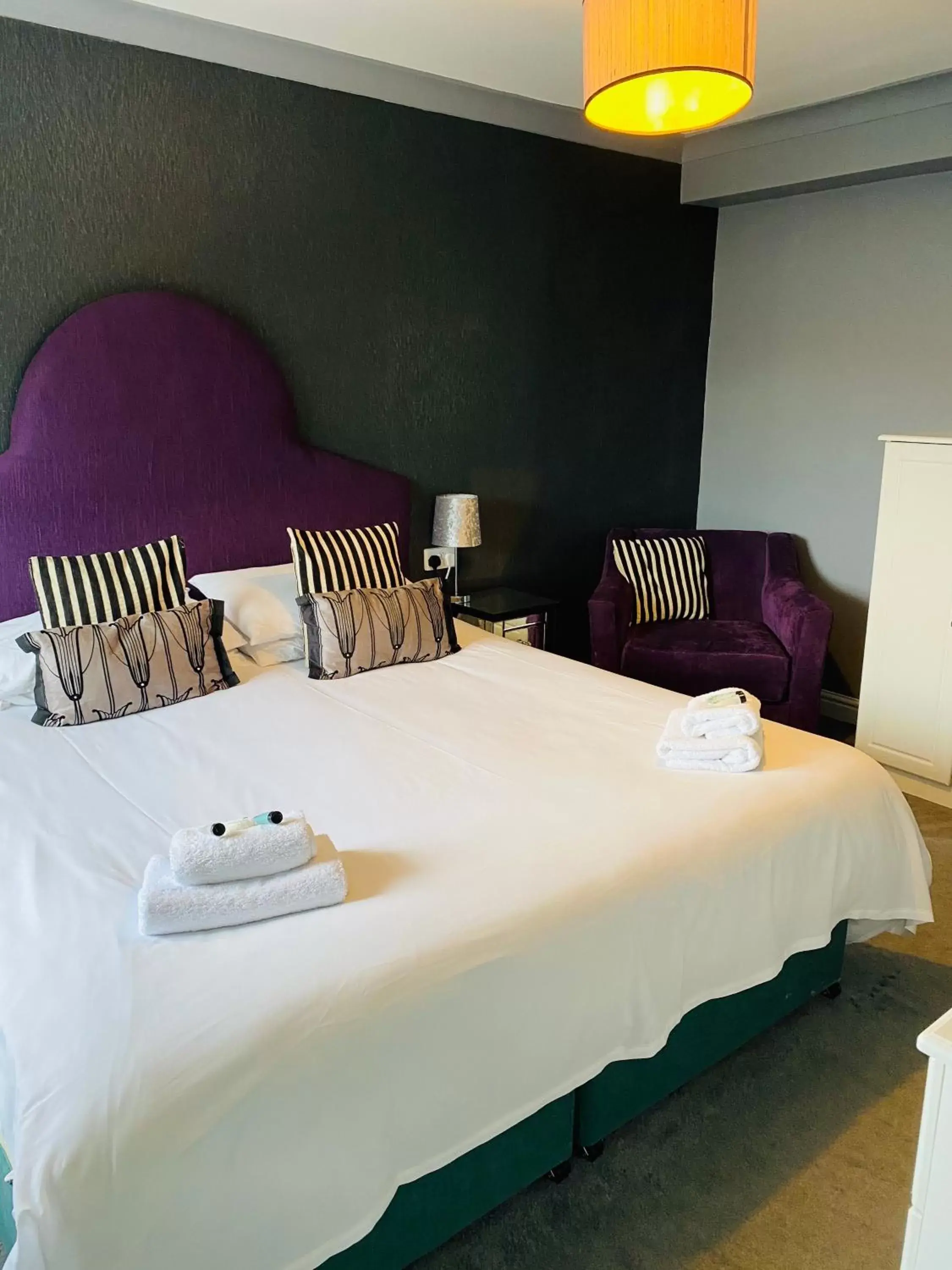 King Room in The Traxx Hotel King Room in The Traxx Hotel