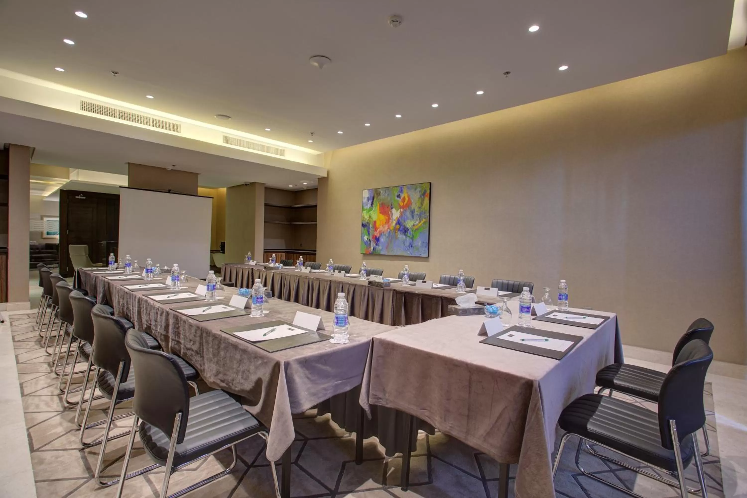 Business facilities in The House Boutique Suites