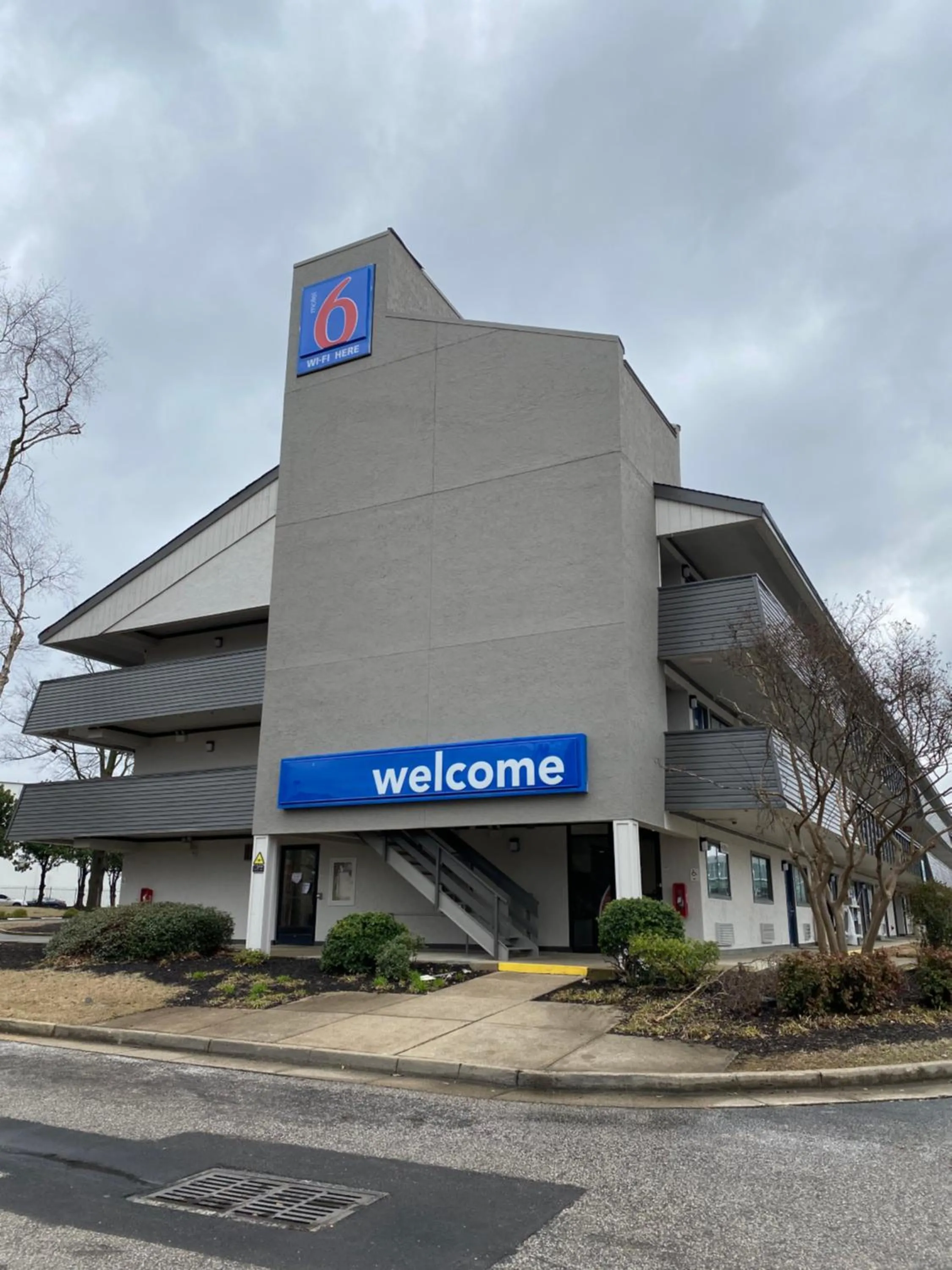Property building in Motel 6-Memphis, TN - Downtown