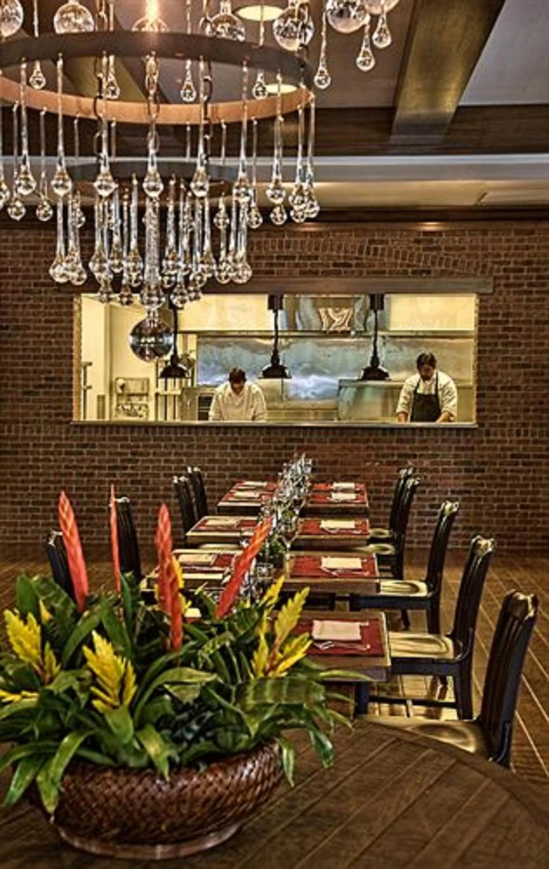 Breakfast in The Alfond Inn