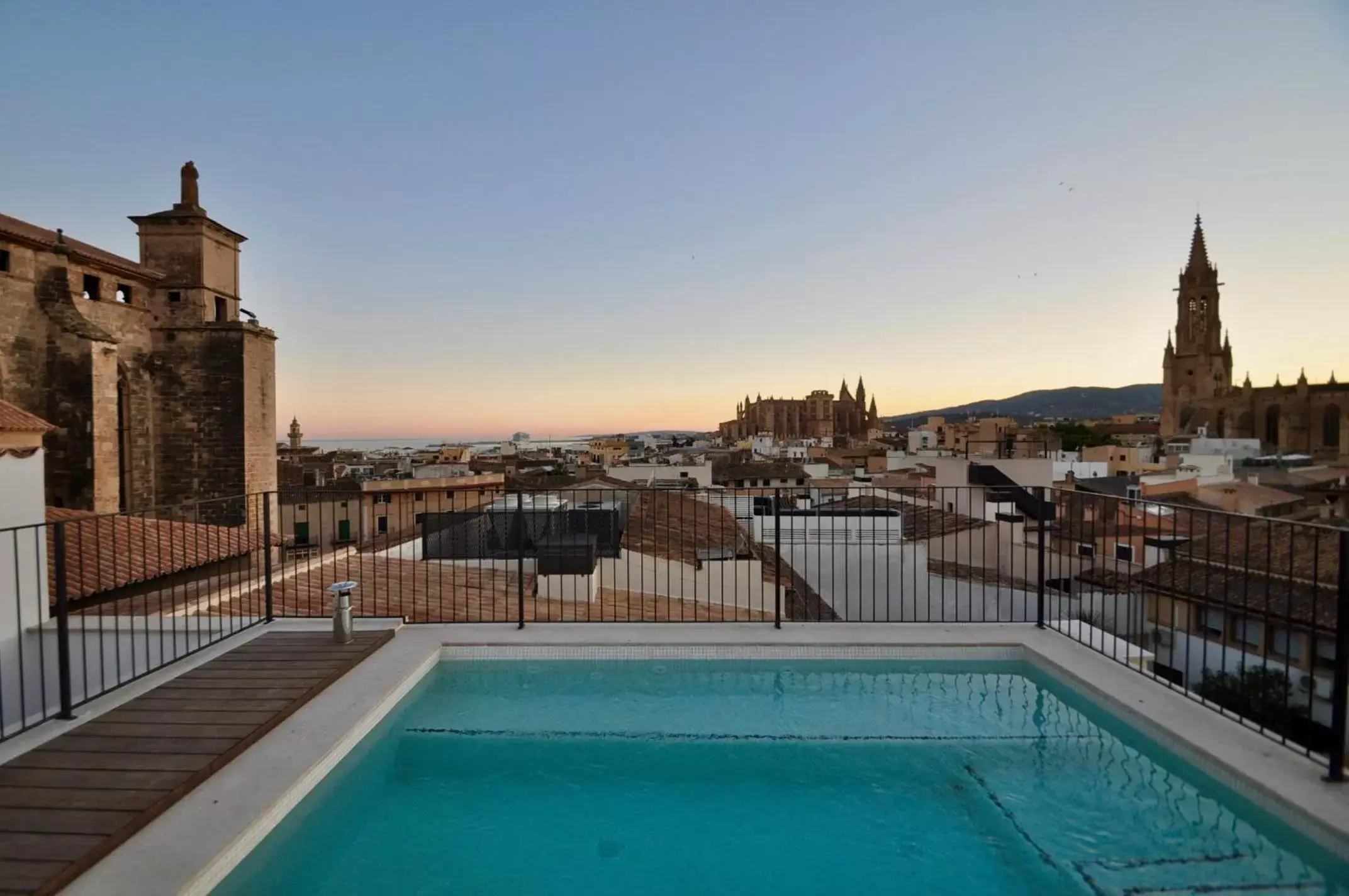 Pool view, Swimming Pool in Hotel Basilica