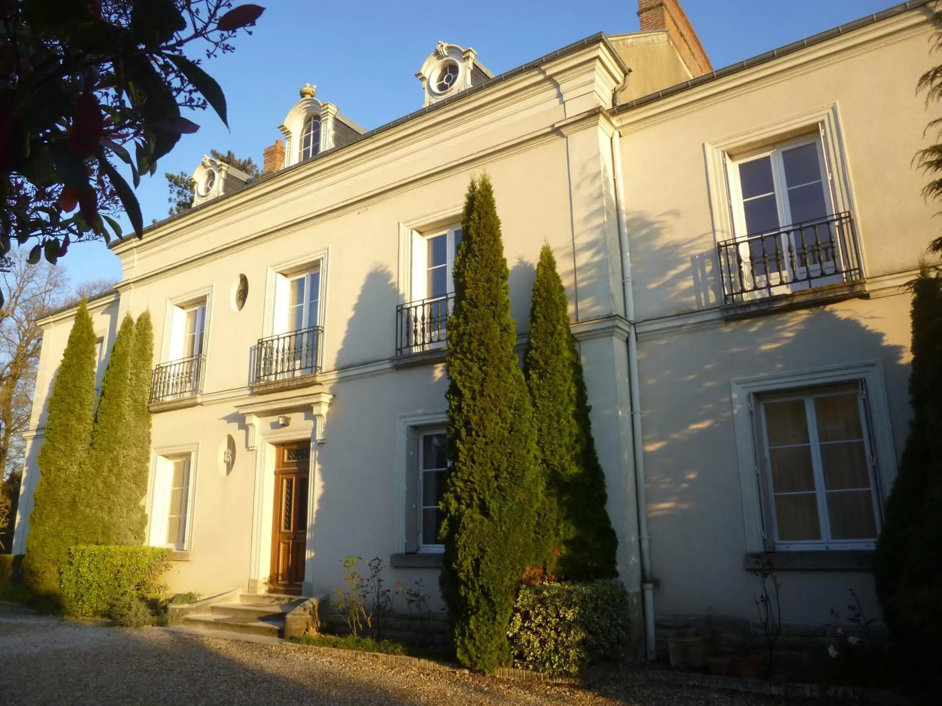 Facade/entrance, Property Building in Cèdre et Charme