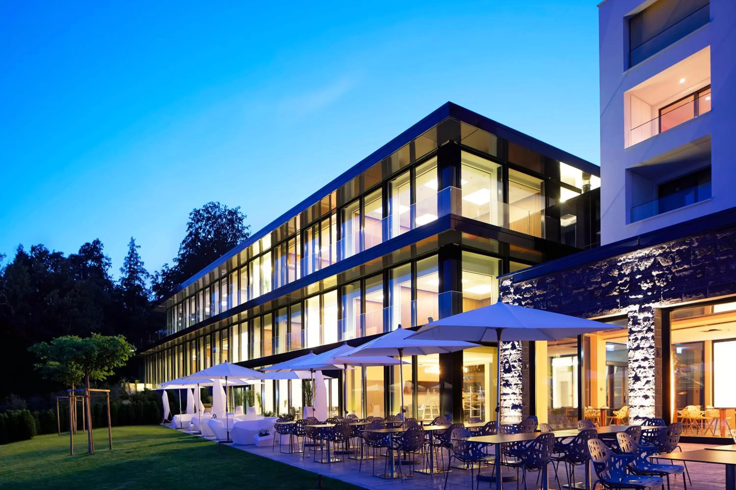 Facade/entrance, Property Building in Campus Hotel Hertenstein