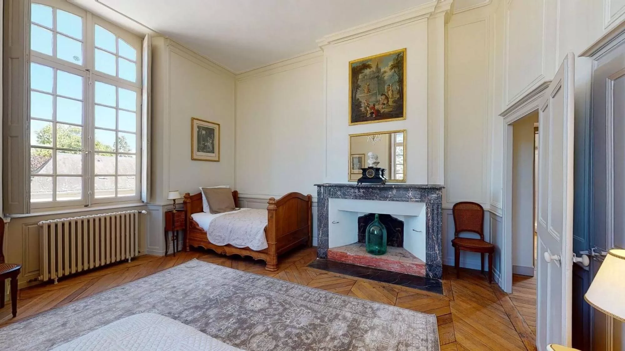 Photo of the whole room, Seating Area in La Templerie