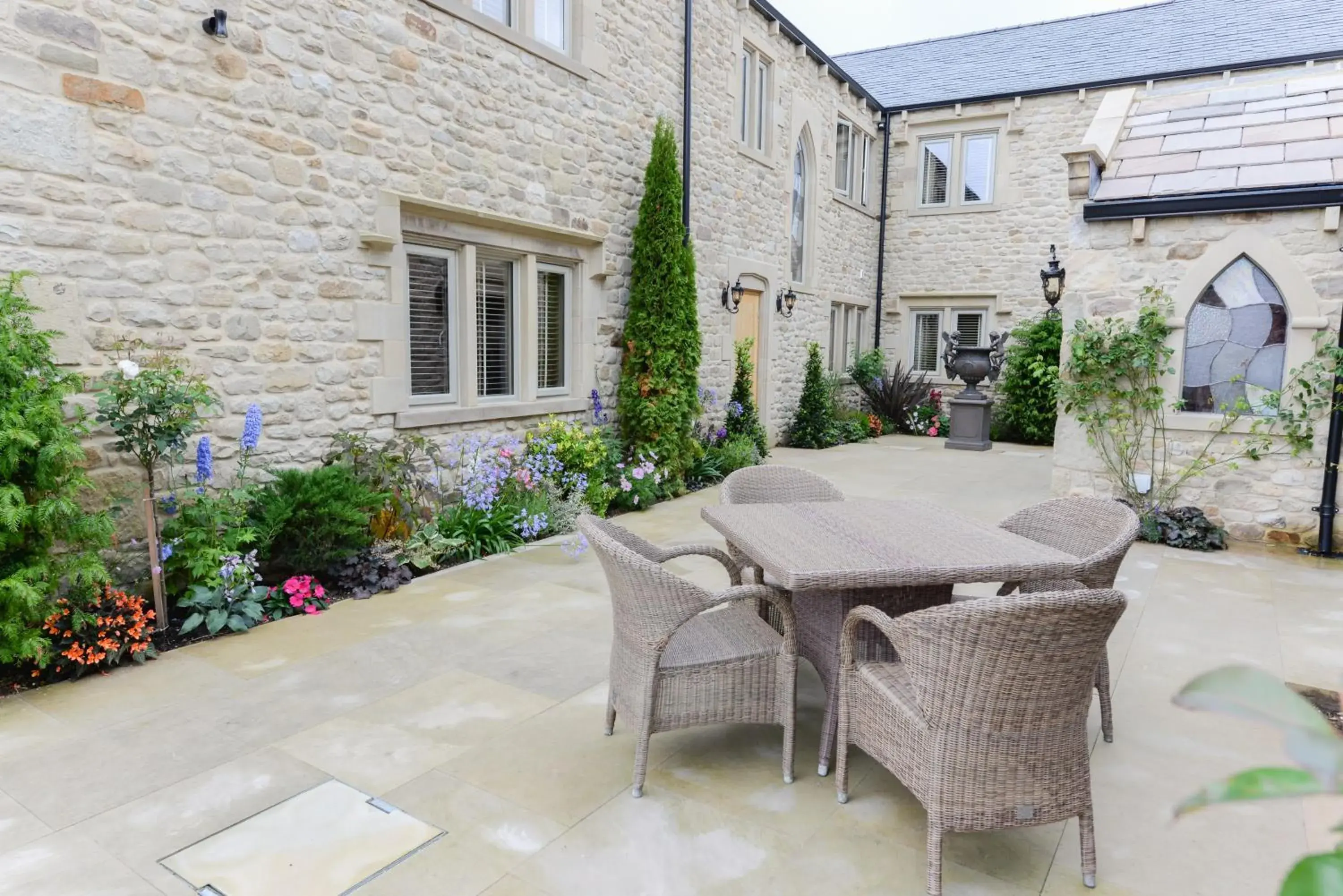 Property building in Fence Gate Lodge