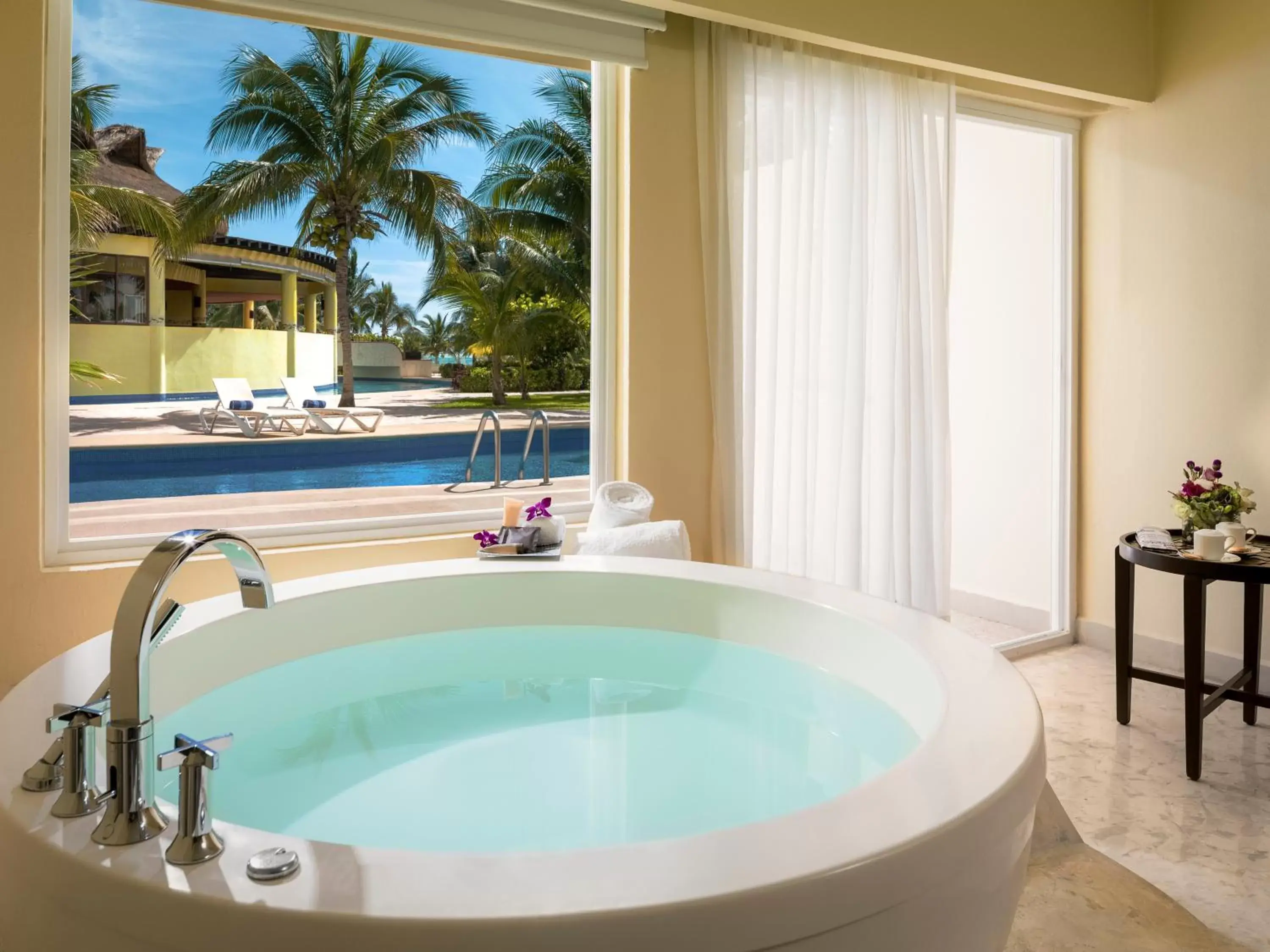 Luxury Walk Out Suite in Azul Beach Resort Riviera Cancun, Gourmet All Inclusive by Karisma