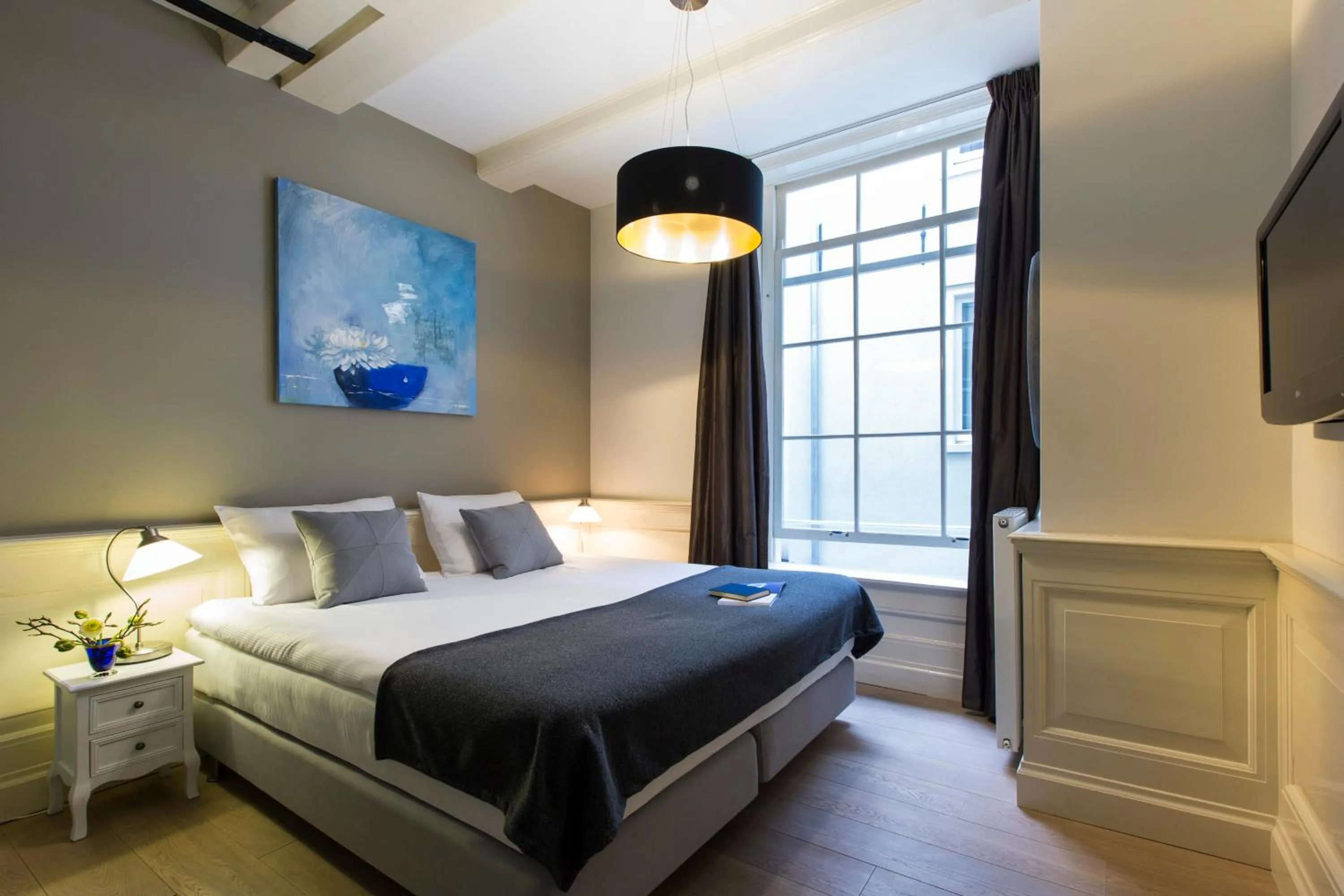 View (from property/room), Bed in Grand Canal Boutique Hotel