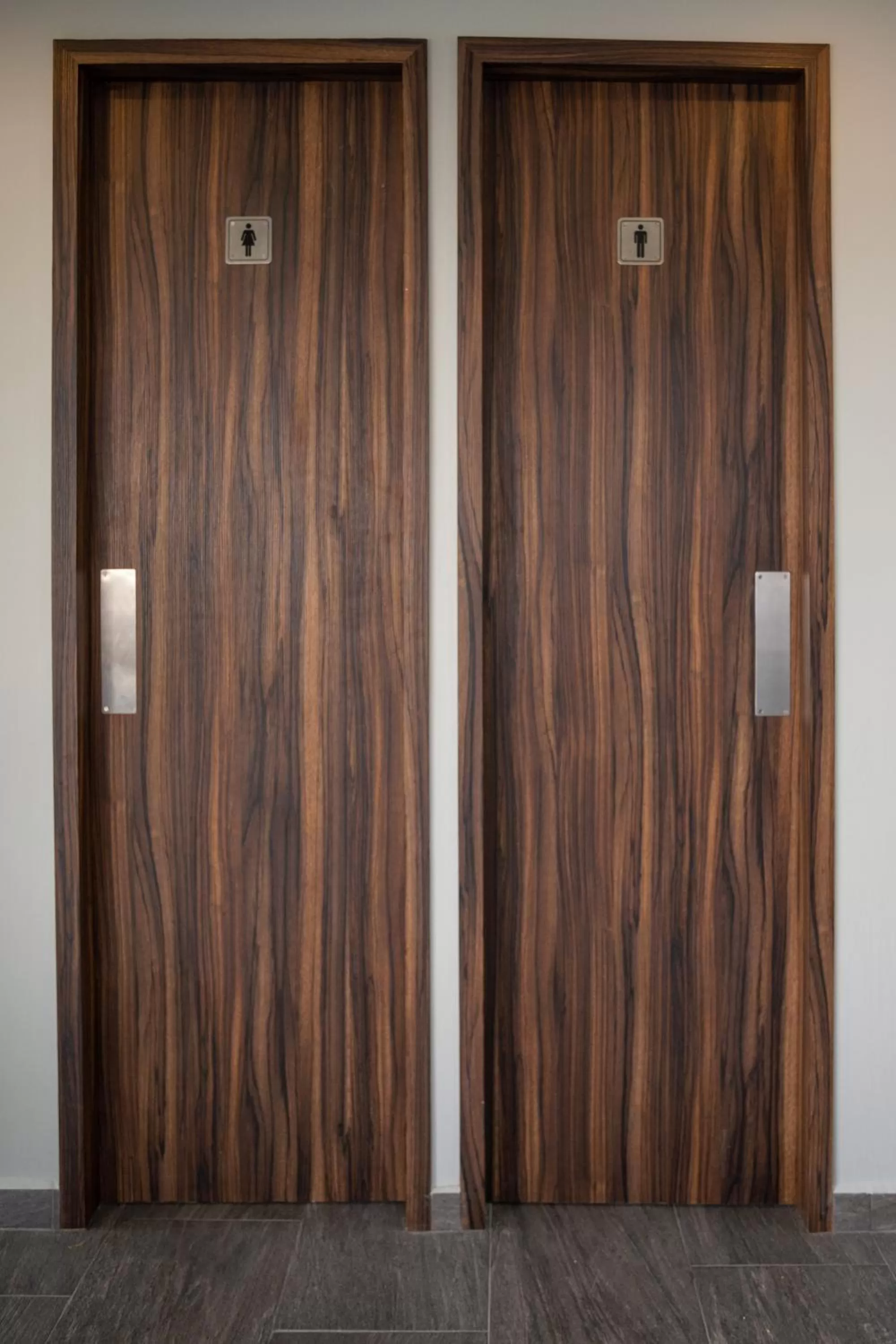 Property building in Hotel Principal