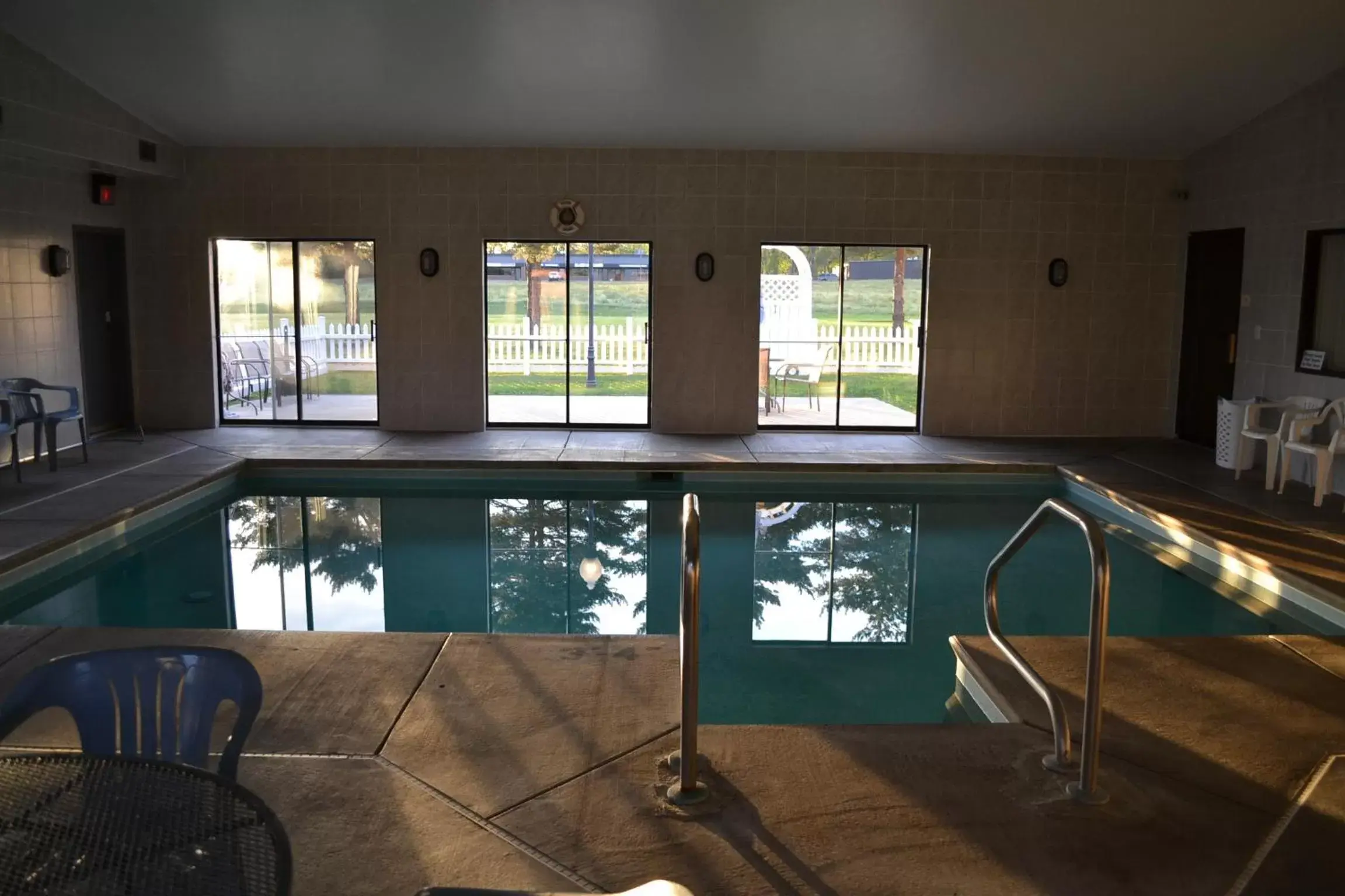 Swimming Pool in Sky Lodge Inn & Suites - Delavan