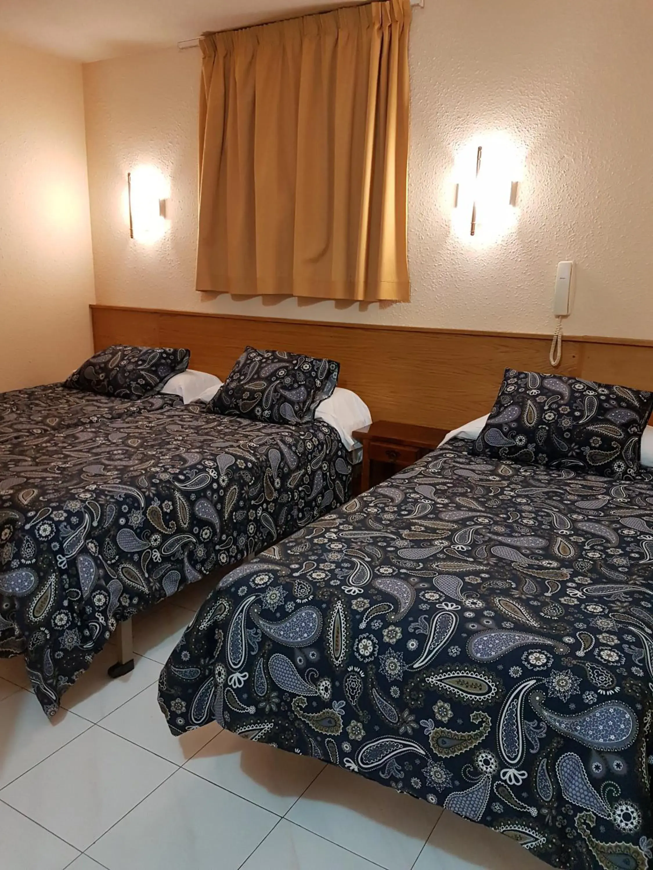 Bed in Hotel Arinsal