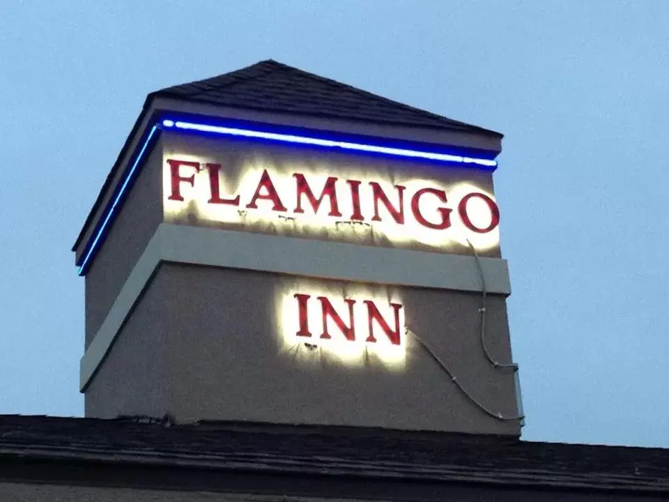 Property Building in Flamingo Inn