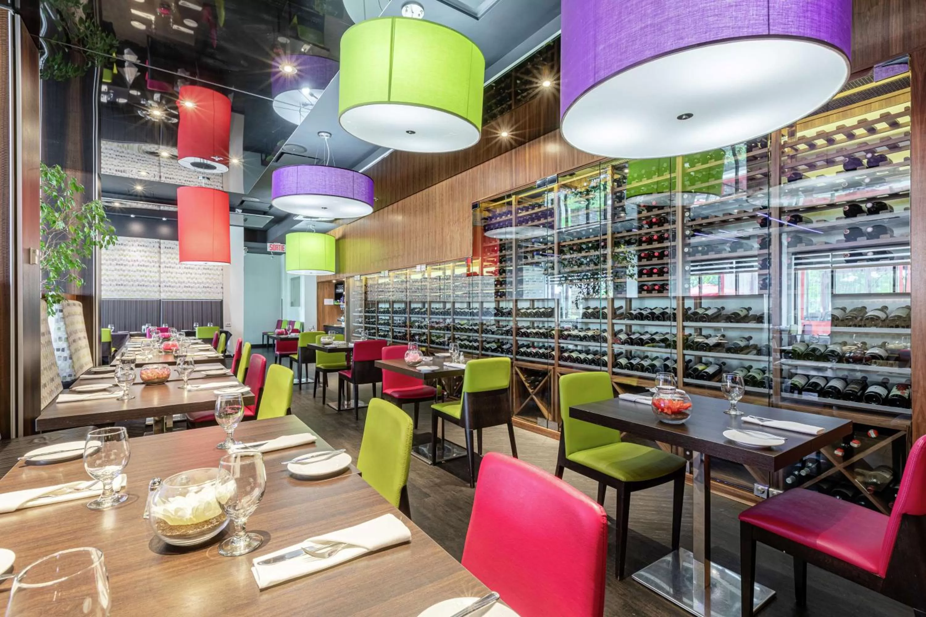 Restaurant/places to eat in DoubleTree by Hilton Quebec Resort