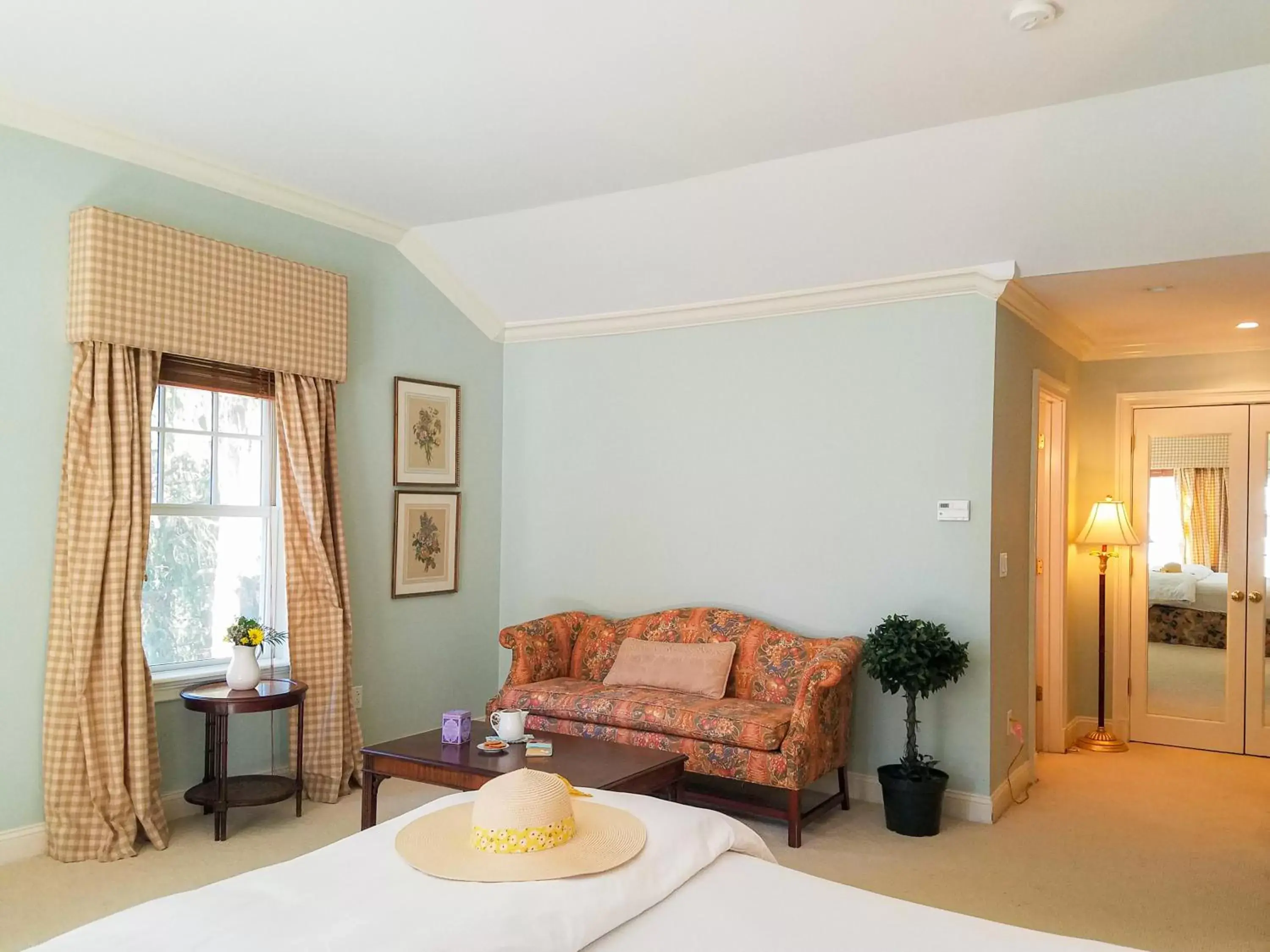 Seating Area in Copper Beech Inn