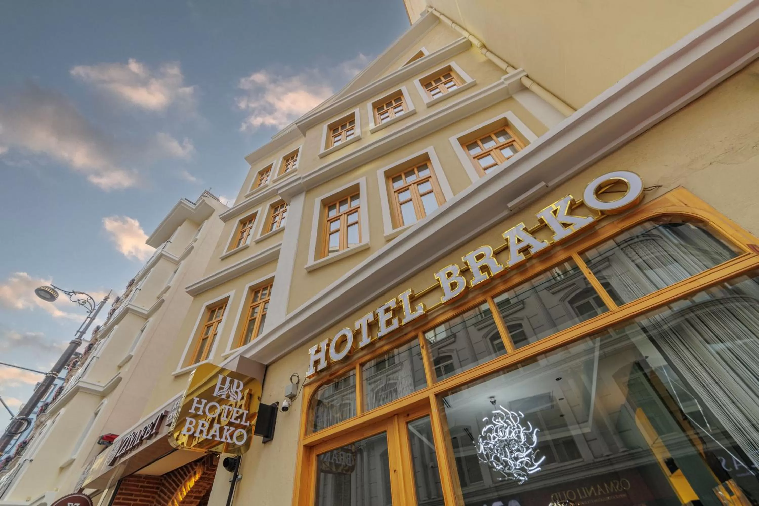 Property building in BRAKO HOTEL