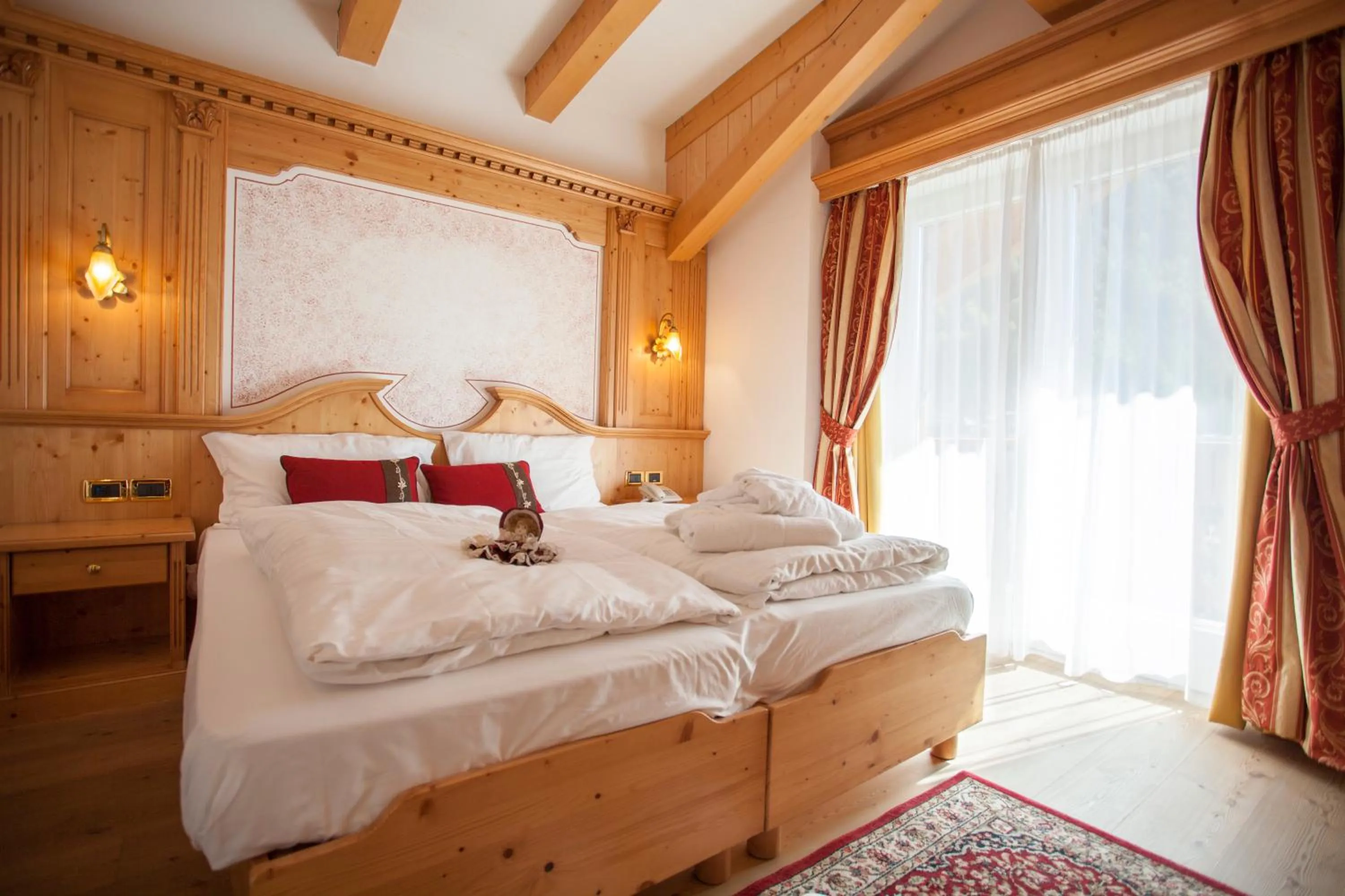 Photo of the whole room, Bed in Hotel Chalet all'Imperatore