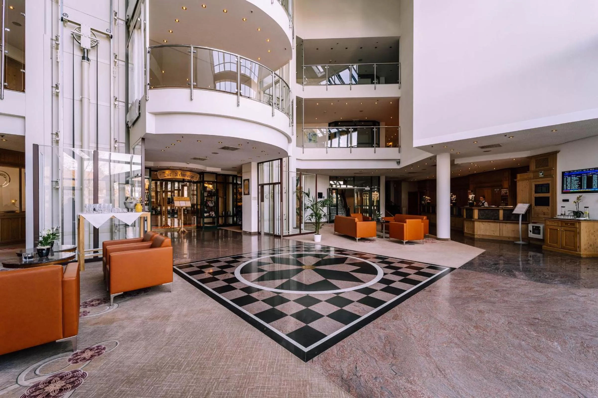 Lobby or reception in Atomis Hotel Munich Airport by Mercure