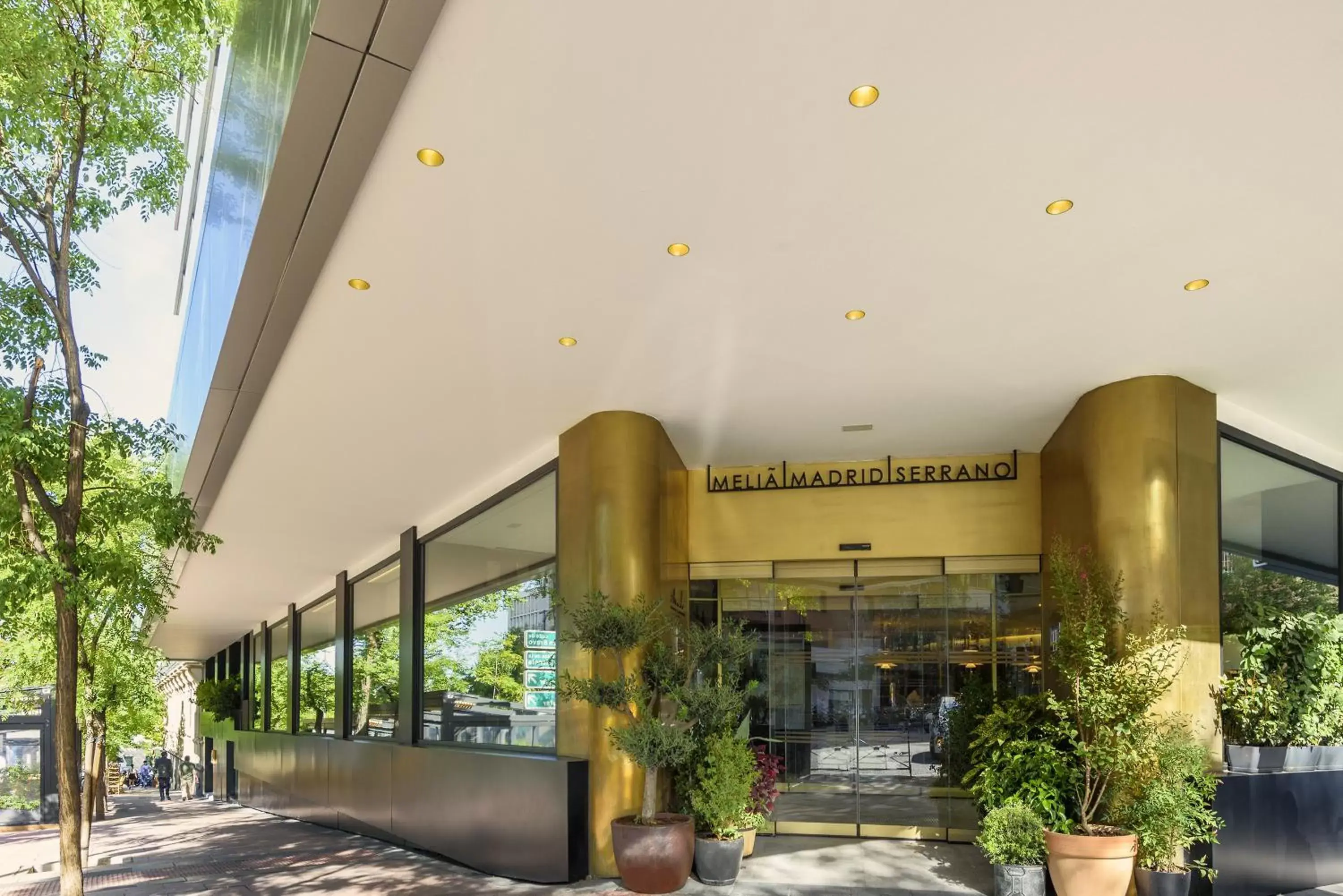 Facade/entrance in Melia Madrid Serrano Facade/entrance in Melia Madrid Serrano