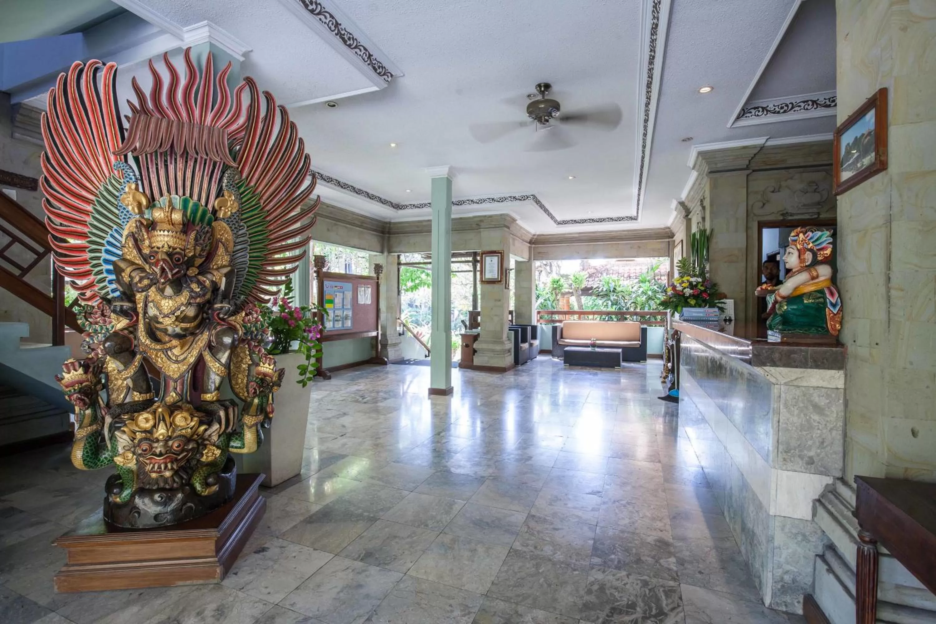 Lobby or reception in Vila Shanti Beach Front Hotel Sanur