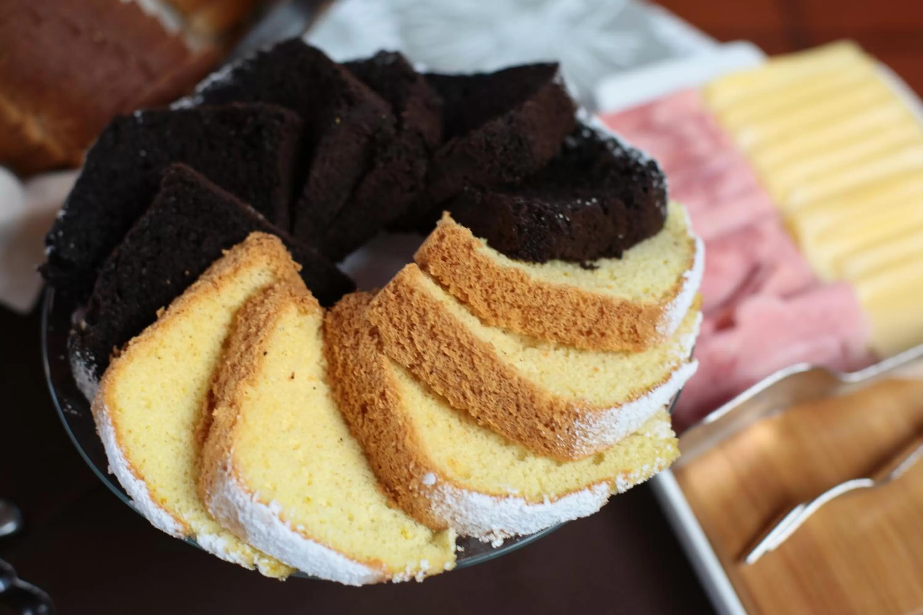 Food and drinks in Howard Johnson Hotel & Spa Villa General Belgrano