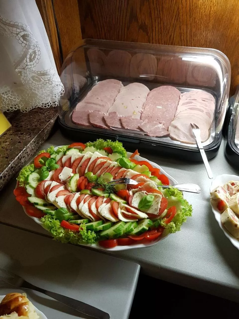 Buffet breakfast in Hotel Bertramshof