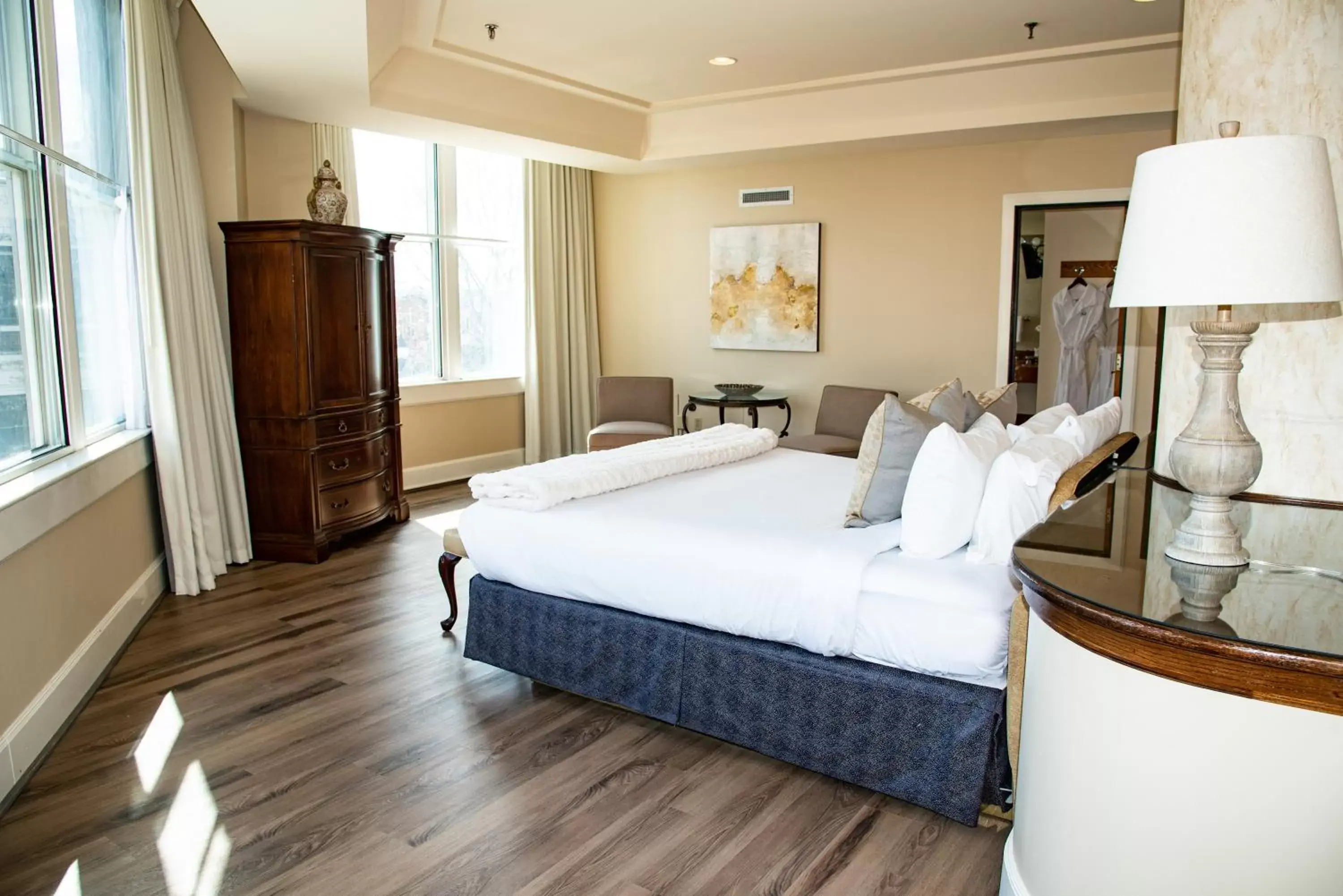 Bedroom in Haywood Park Hotel, Ascend Hotel Collection