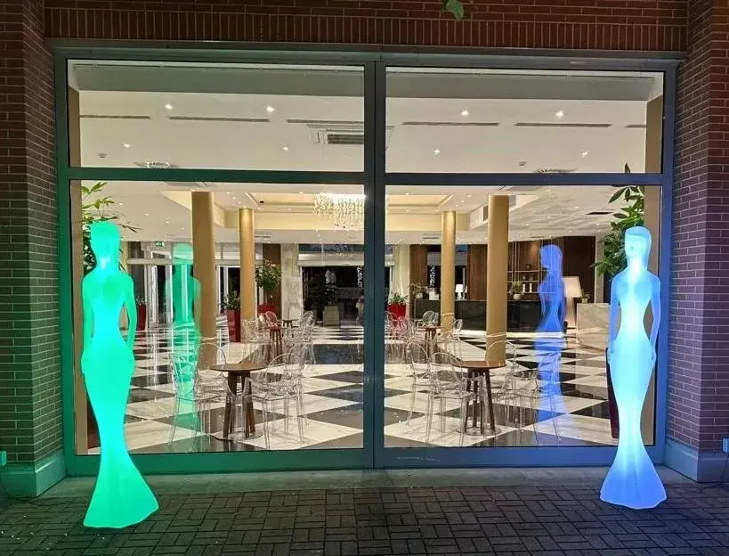 Lobby or reception in The Sydney Hotel