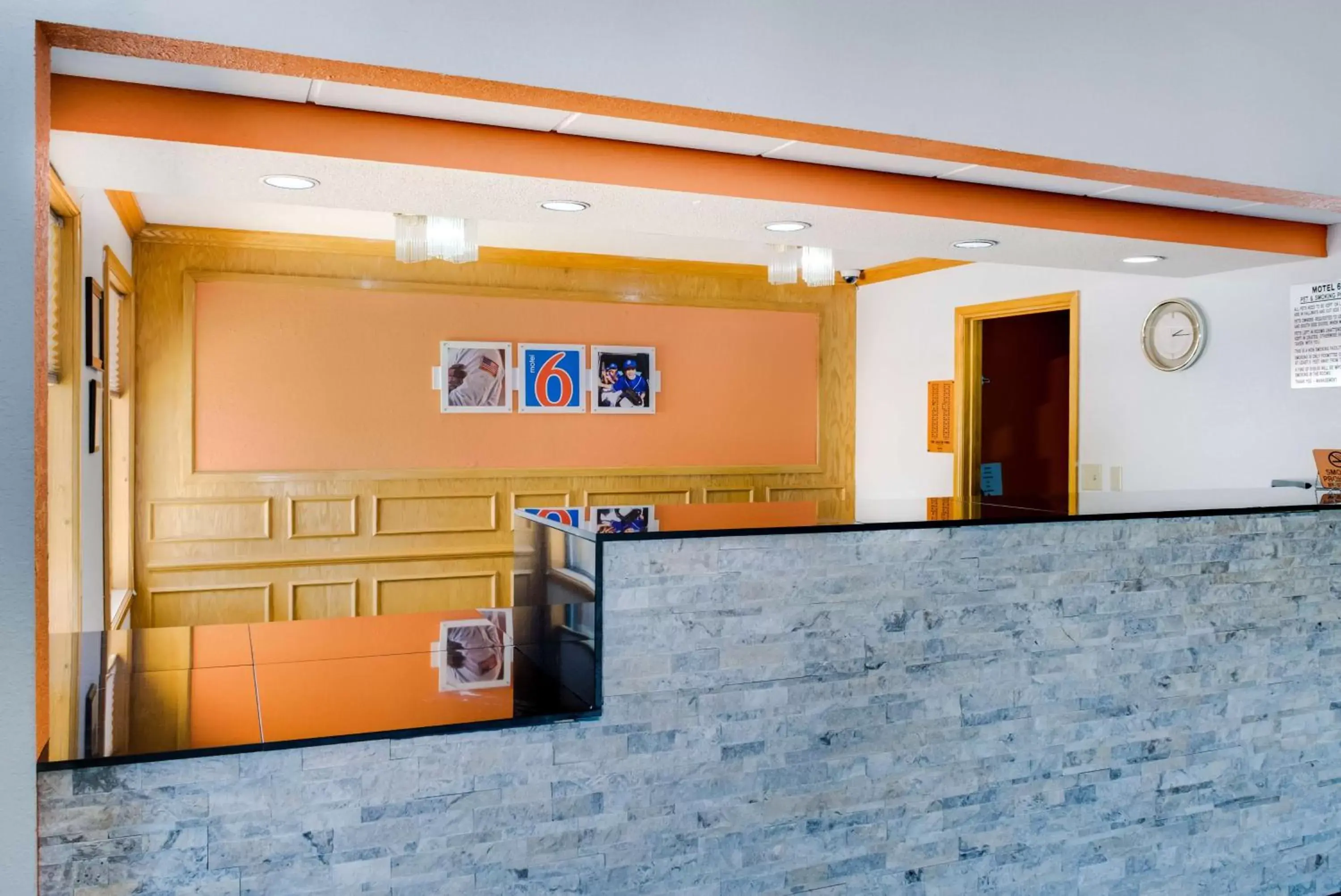 Lobby or reception in Motel 6-Richmond, IN