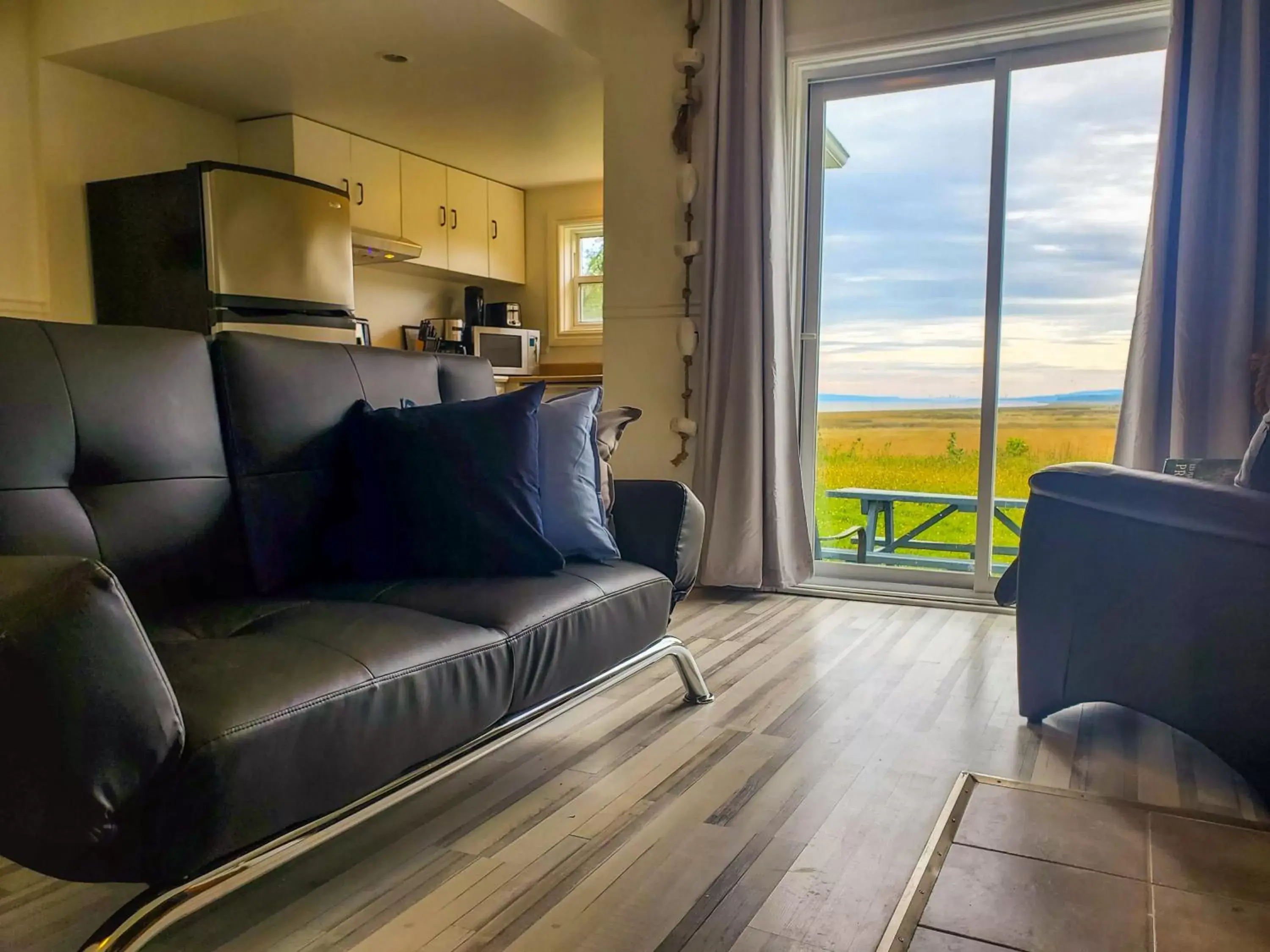 Seating Area in Lofts Fleuve et Montagnes