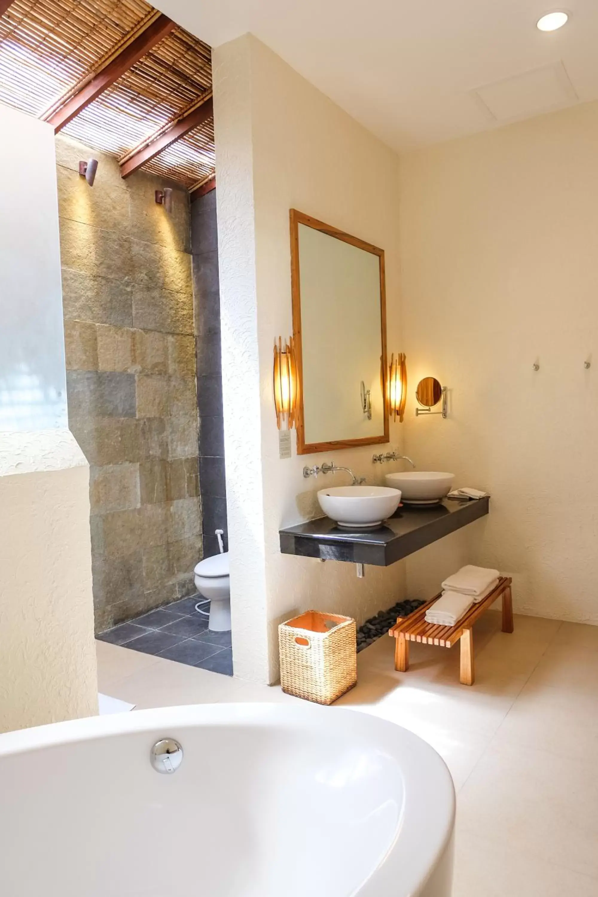 Bathroom in Bluewater Maribago Beach Resort